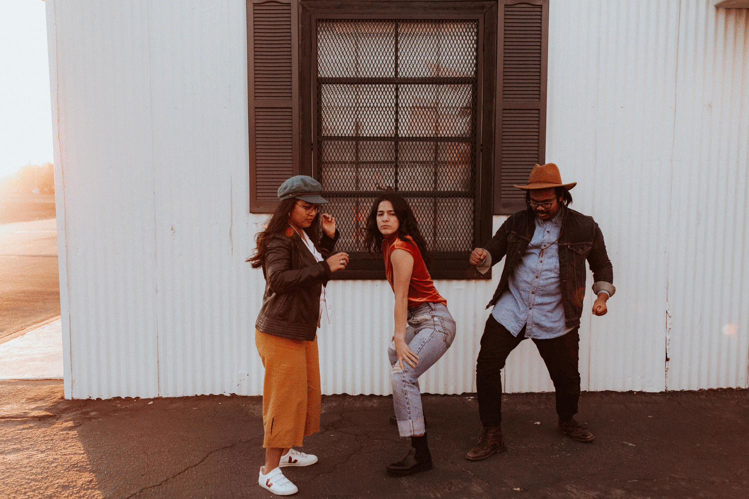 Webp.net-gifmaker (3).gif