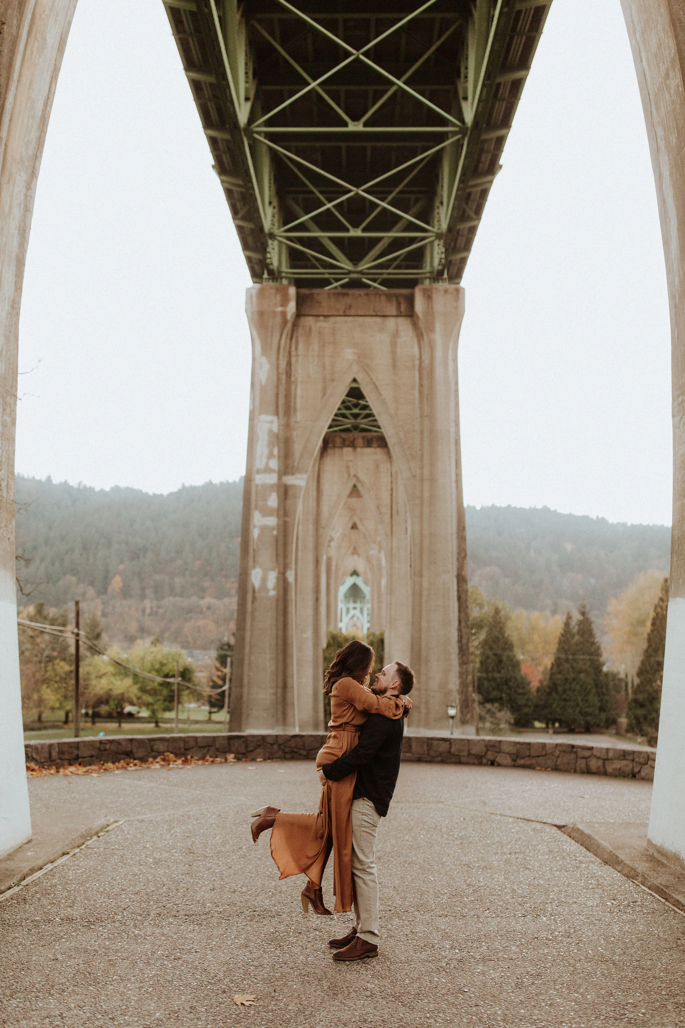 Melissa &amp; Sean. Cathedral Park Engagement. Portland, OR.