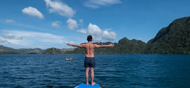 Coron-calm-sea.jpg
