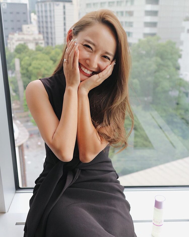 この人になりたい 才色兼備の美人経営者 李雨瀟 りゆいしょう さんとは Care ケア