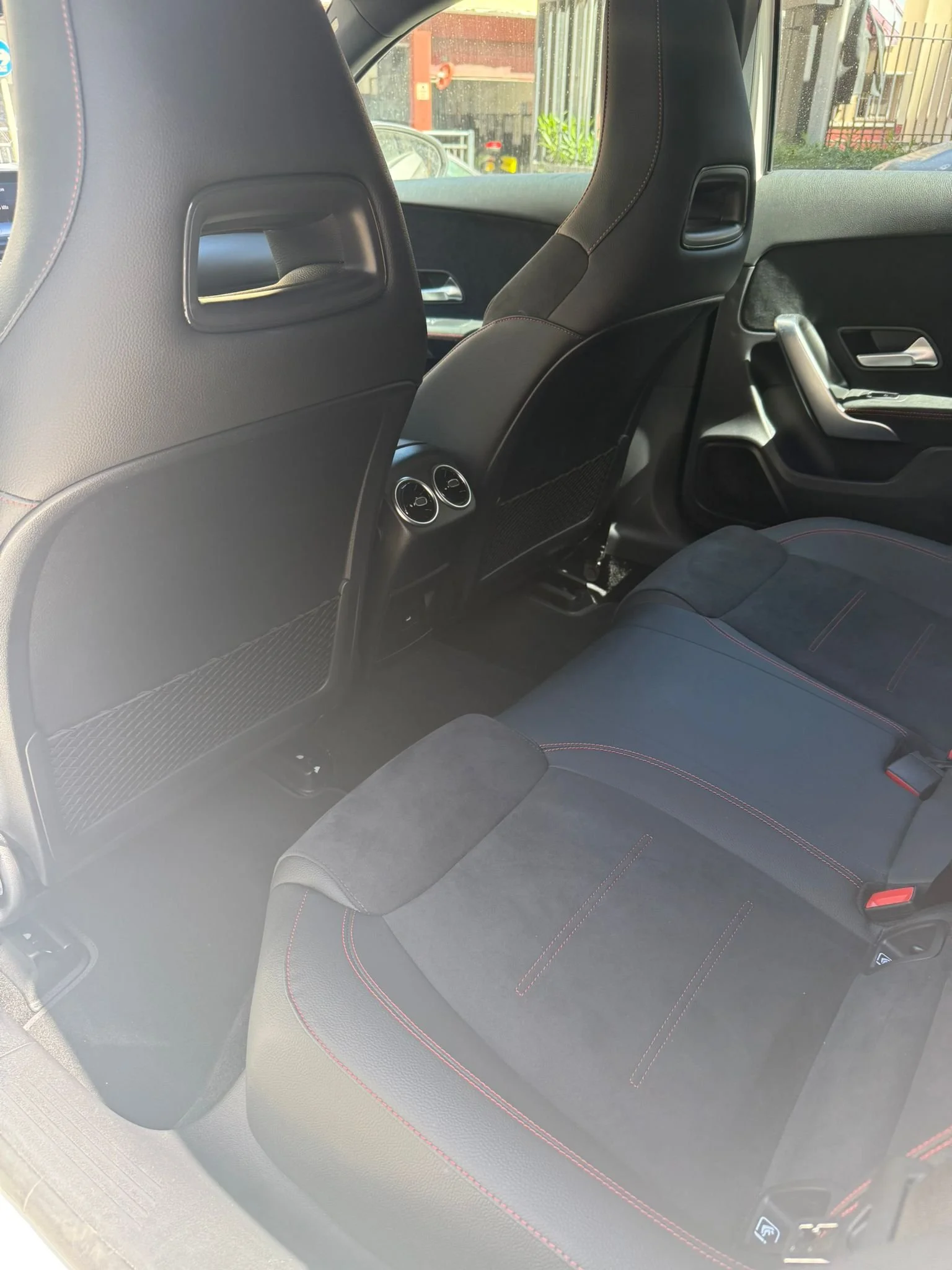 WhatsApp Image 2025-09-22 at 14.21.17 (1).jpeg