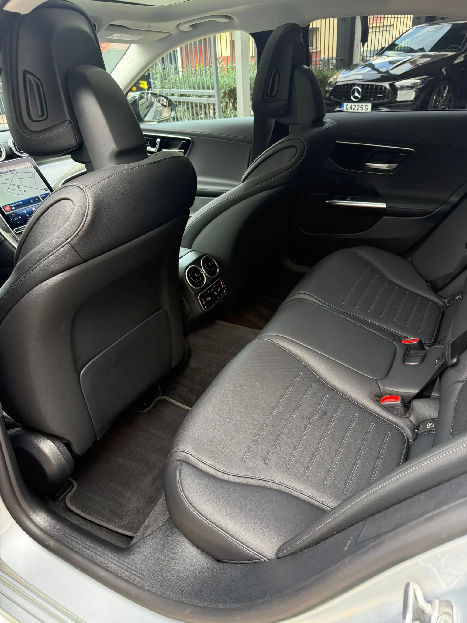 WhatsApp Image 2025-11-14 at 15.04.55 (2).jpeg