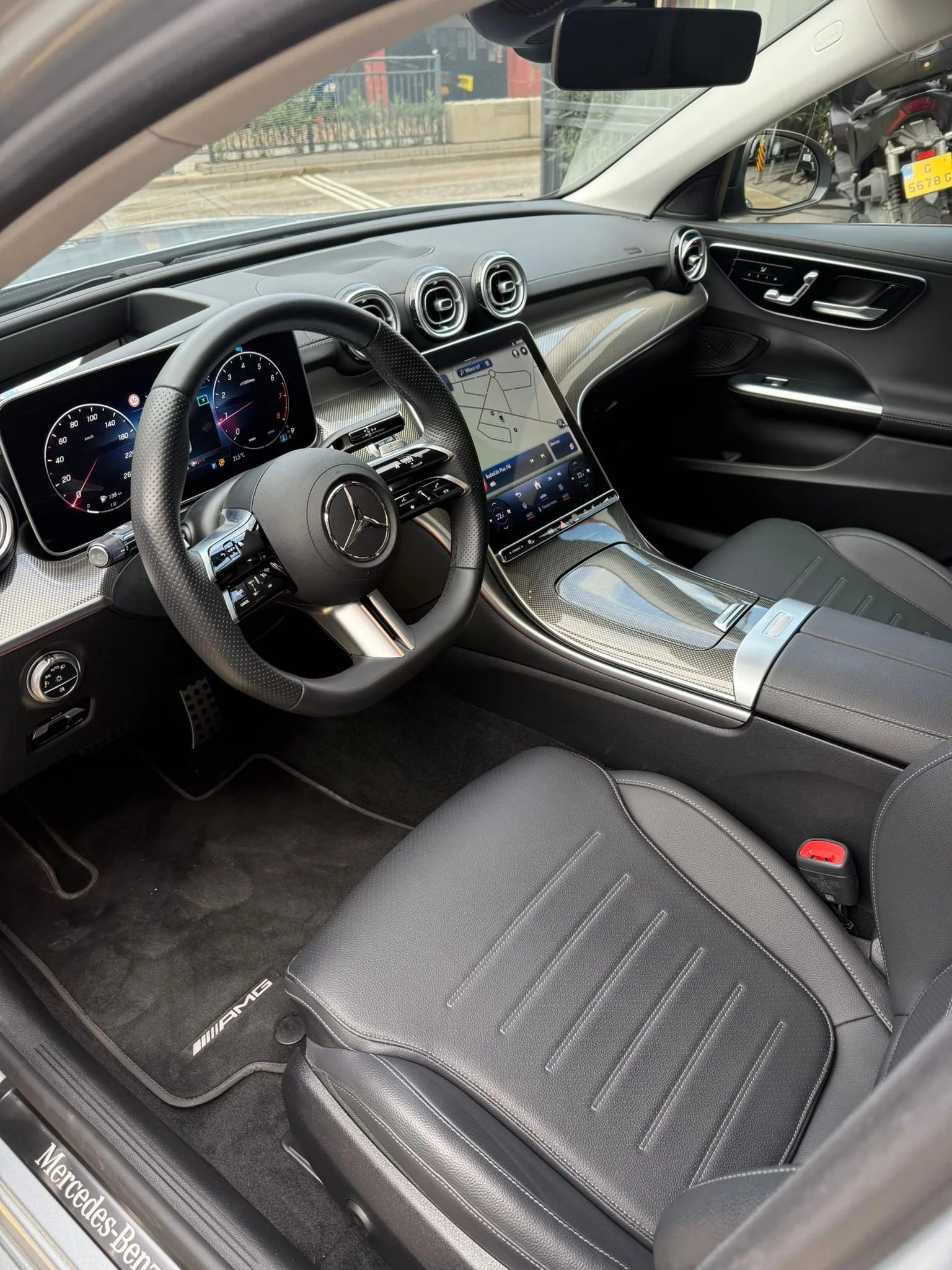 WhatsApp Image 2025-11-14 at 15.04.55 (1).jpeg