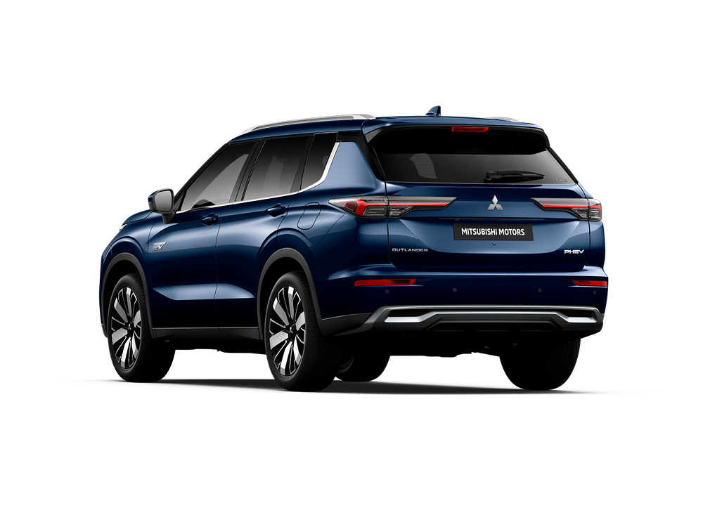 D14_225_25OutlanderPHEV-03_Rear_L1.png.png