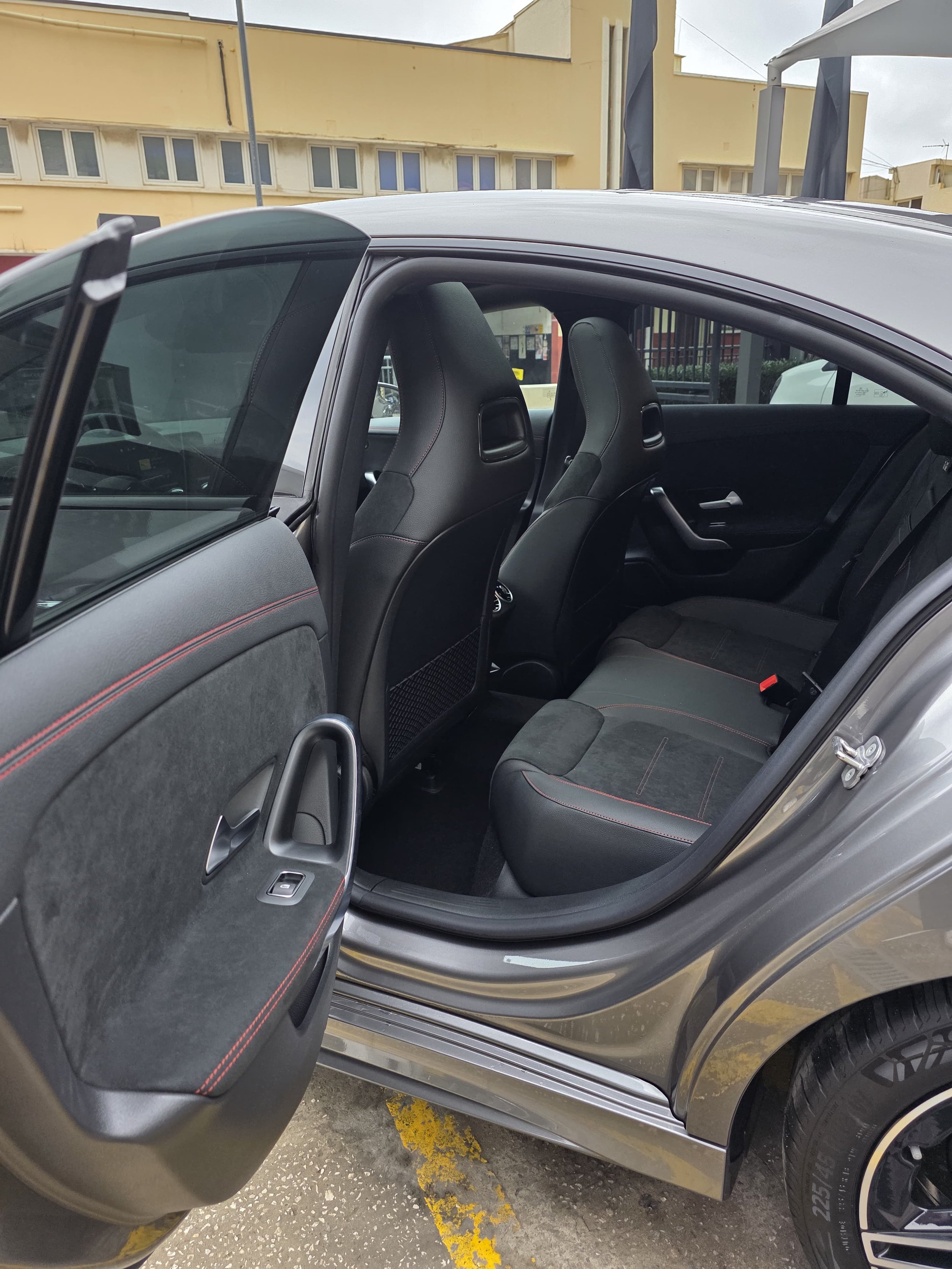 WhatsApp Image 2025-12-19 at 16.17.05.jpeg