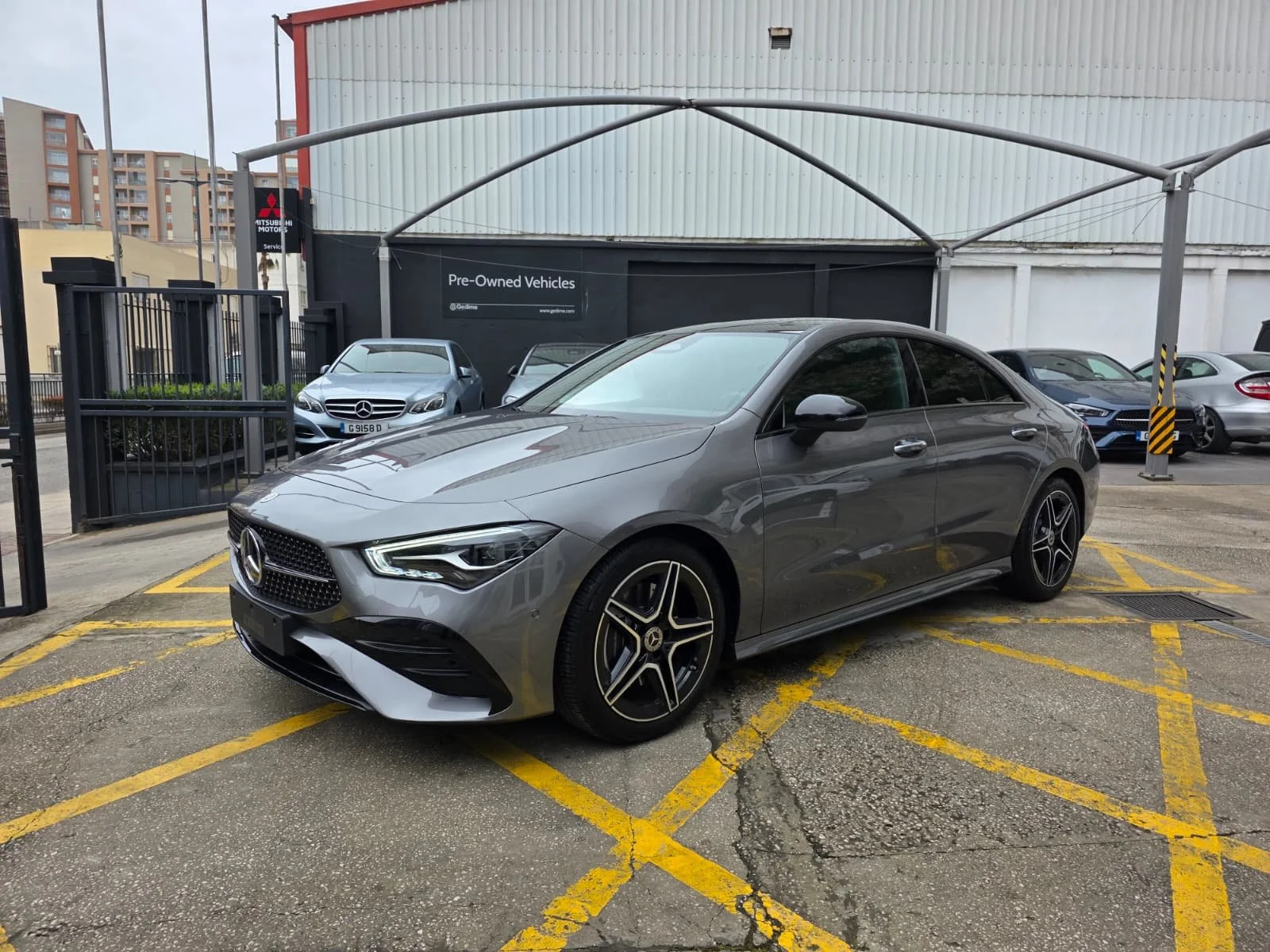 Mercedes-Benz - CLA200 