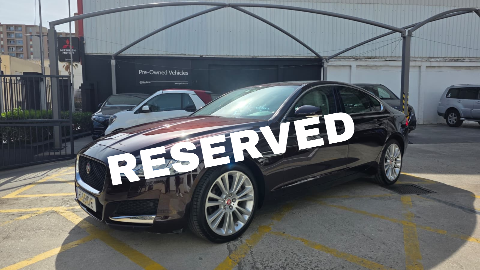 Jaguar XF 