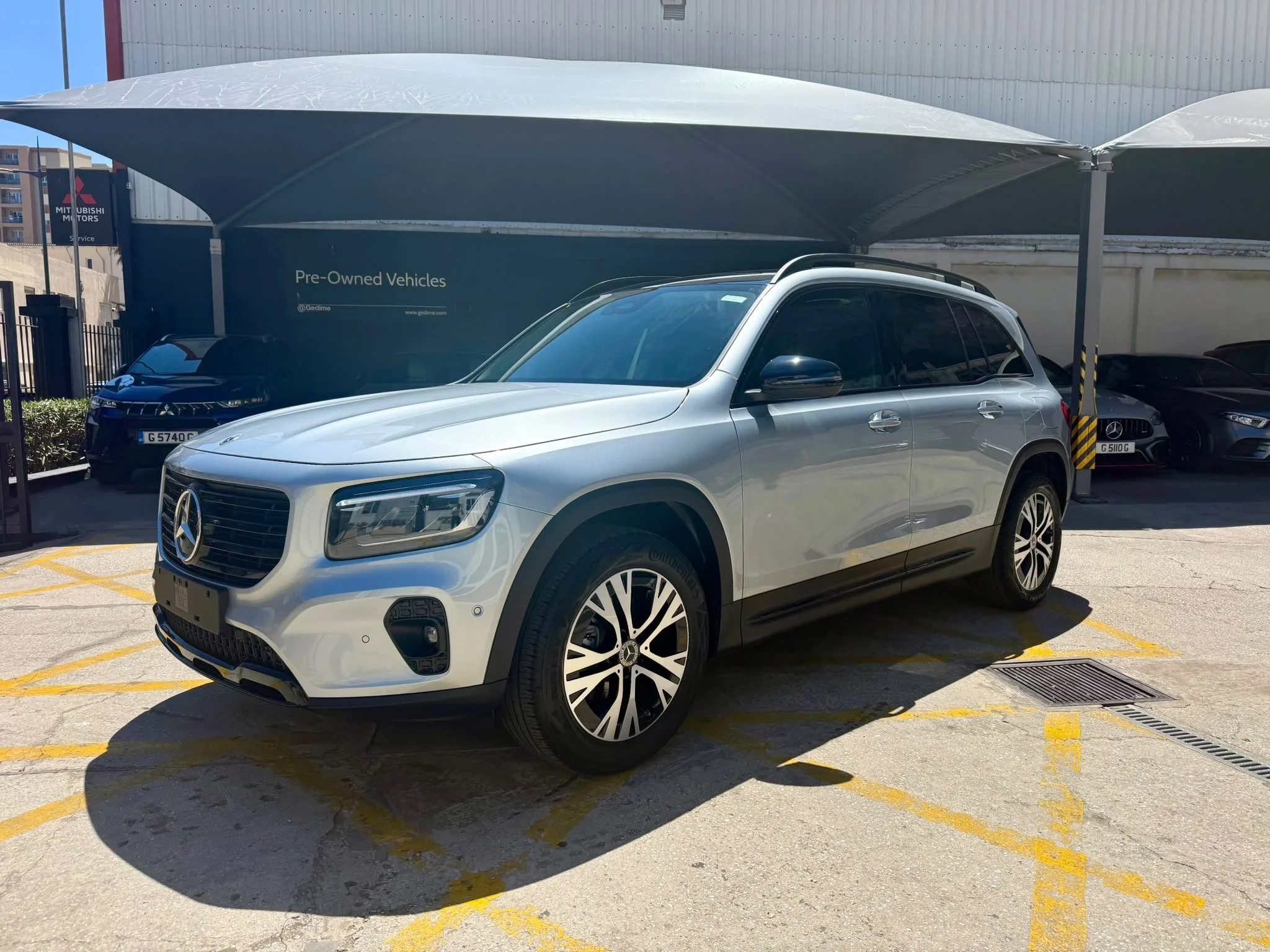 Mercedes-Benz -  GLB 200 