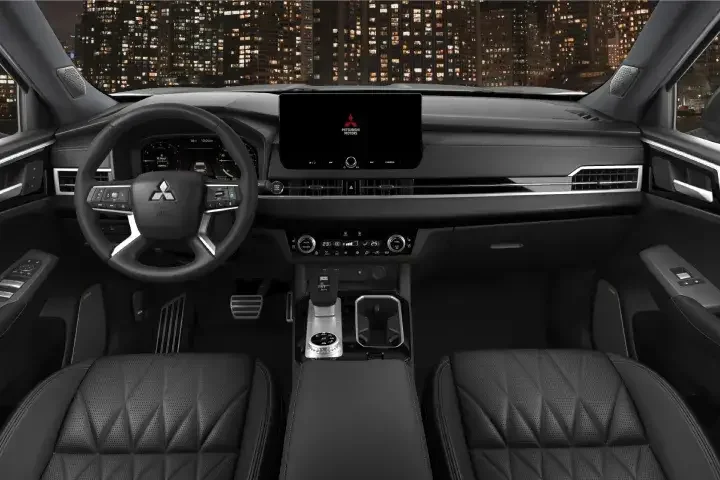 DG-interior.webp