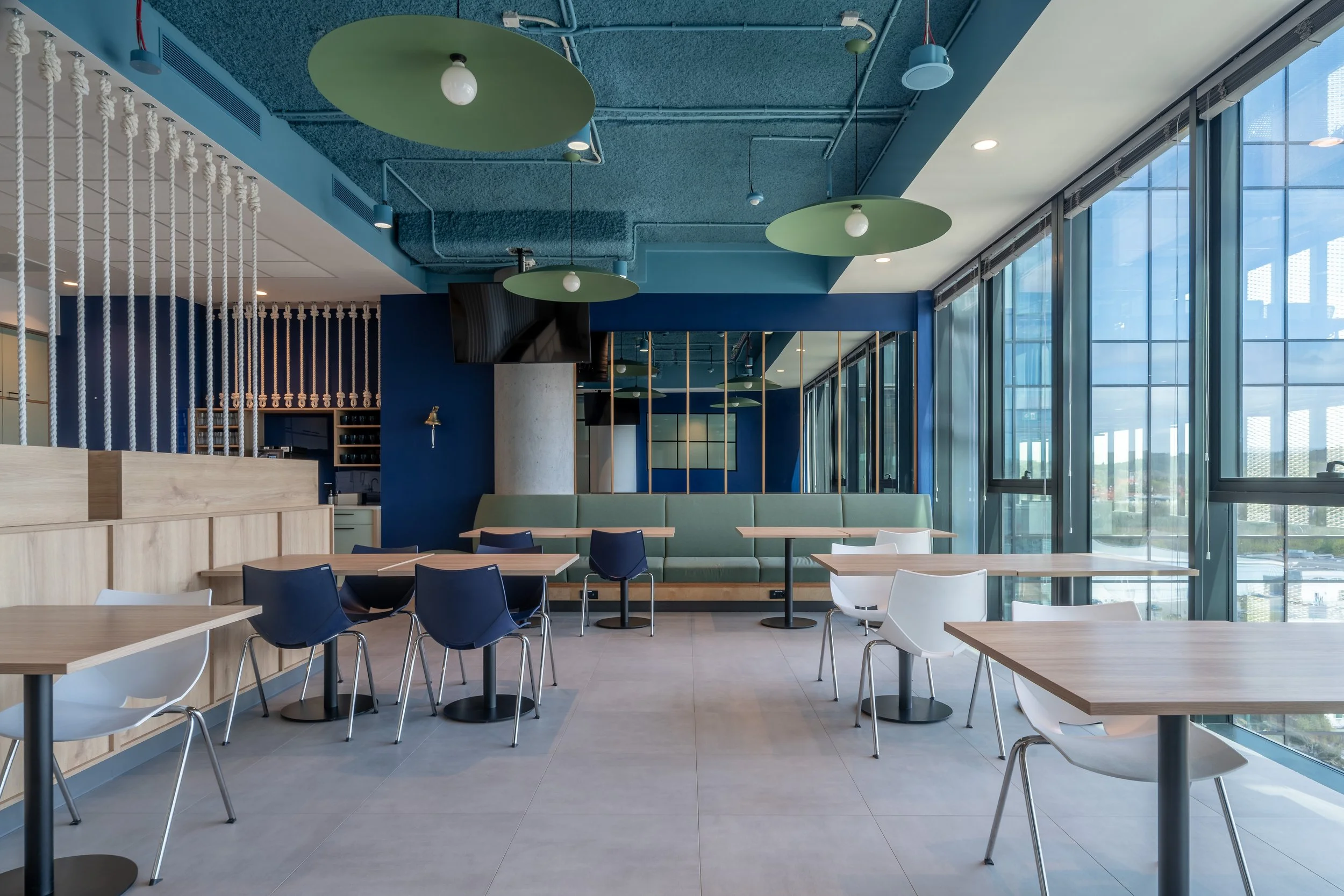 Reesco_Hapag_Lloyd_office_Photography_Poland_Paulina_Hinz_10.jpg