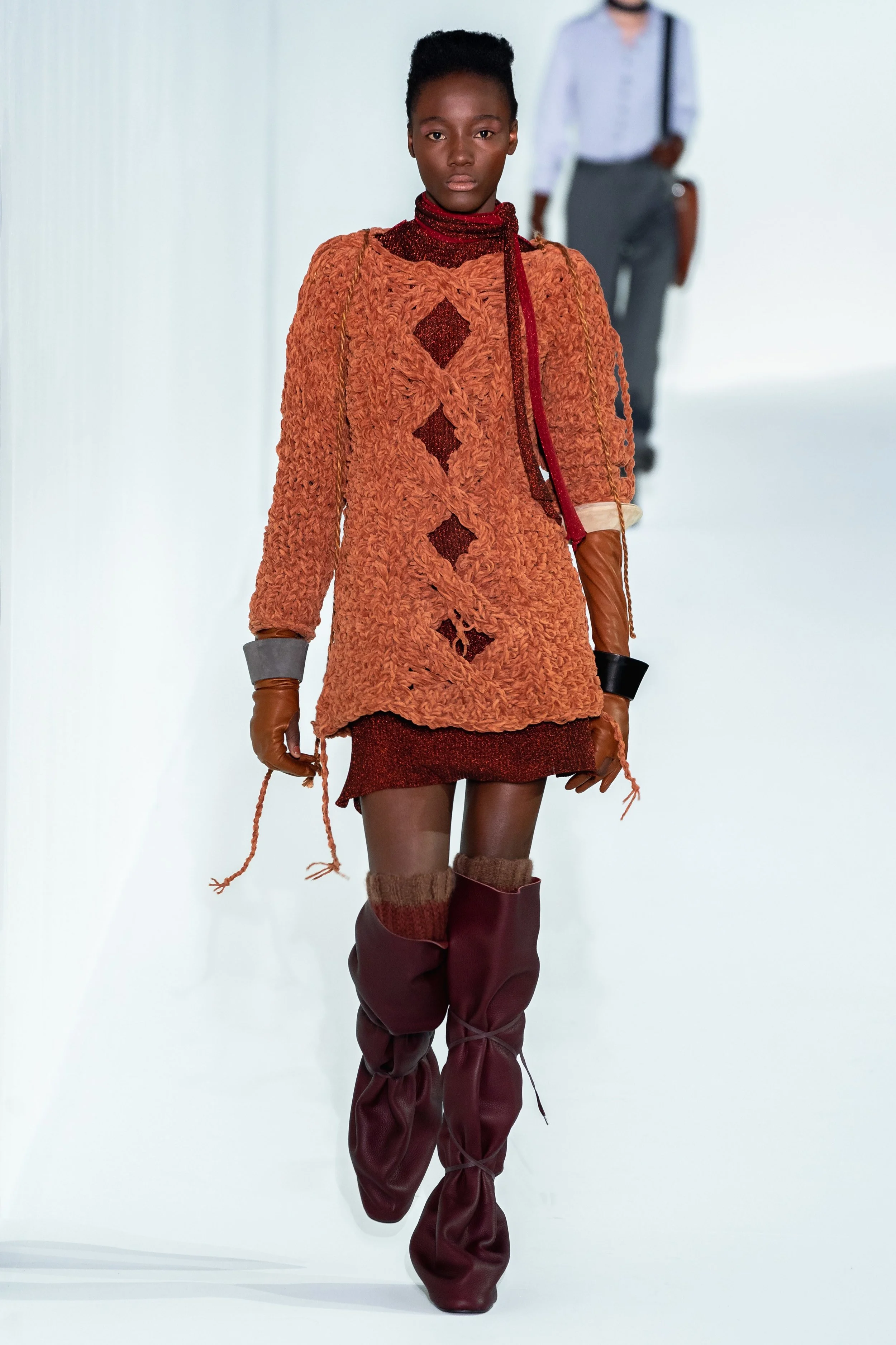 BLÉSNYA MINHER &amp; SOMPA ANTÓNIO walking for ACNE STUDIOS Fall 2019 RTW