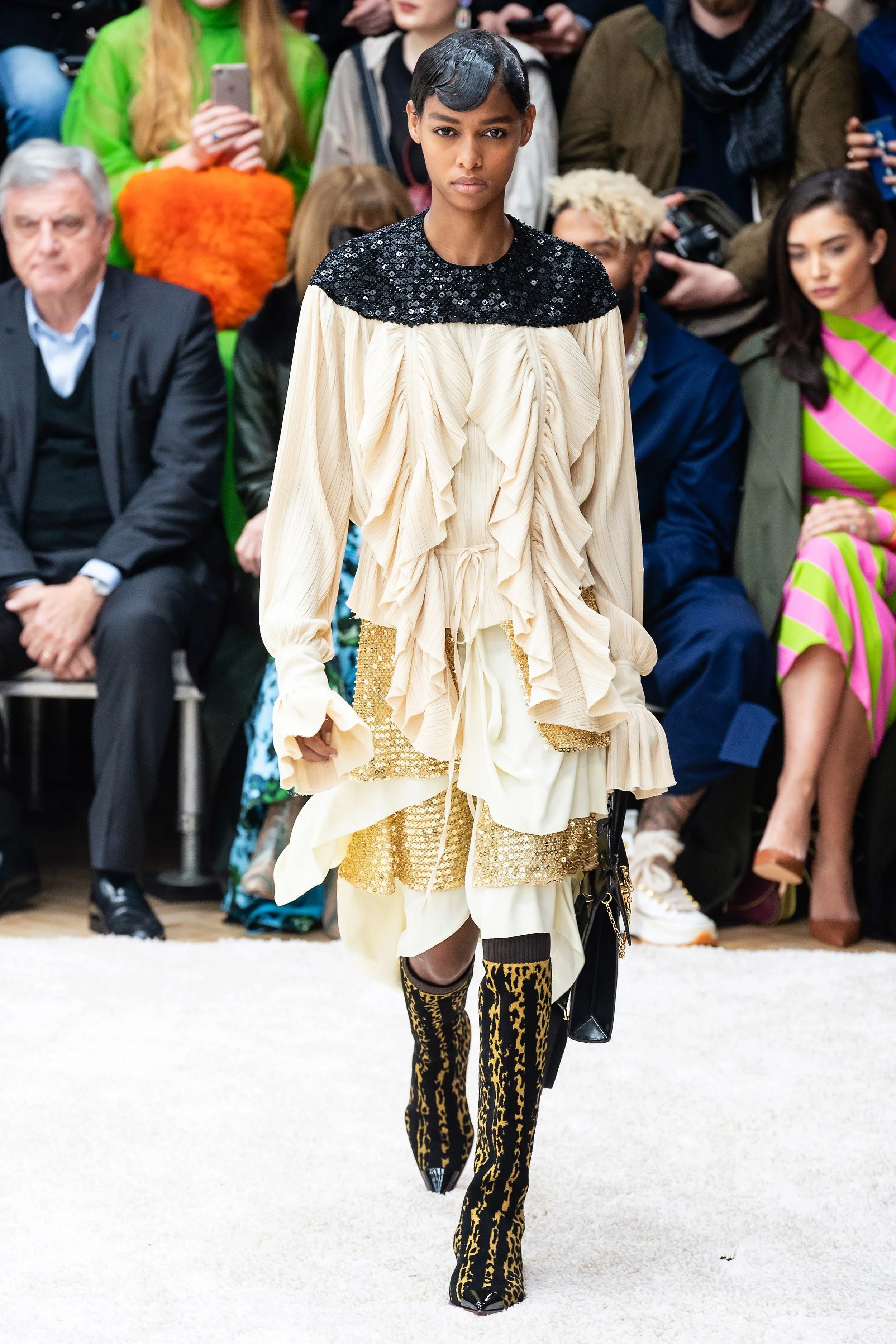 BLÉSNYA MINHER walking for JW ANDERSON Fall 2019 LFW