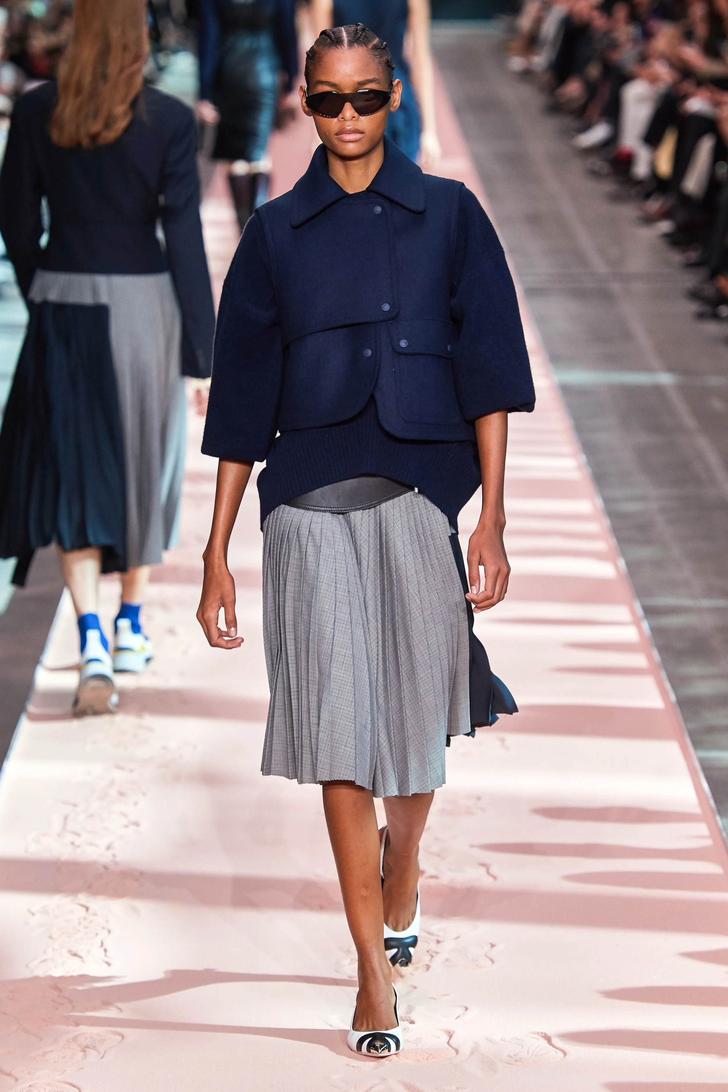 BLÉSNYA MINHER walking for SPORTMAX Fall 2019 MFW