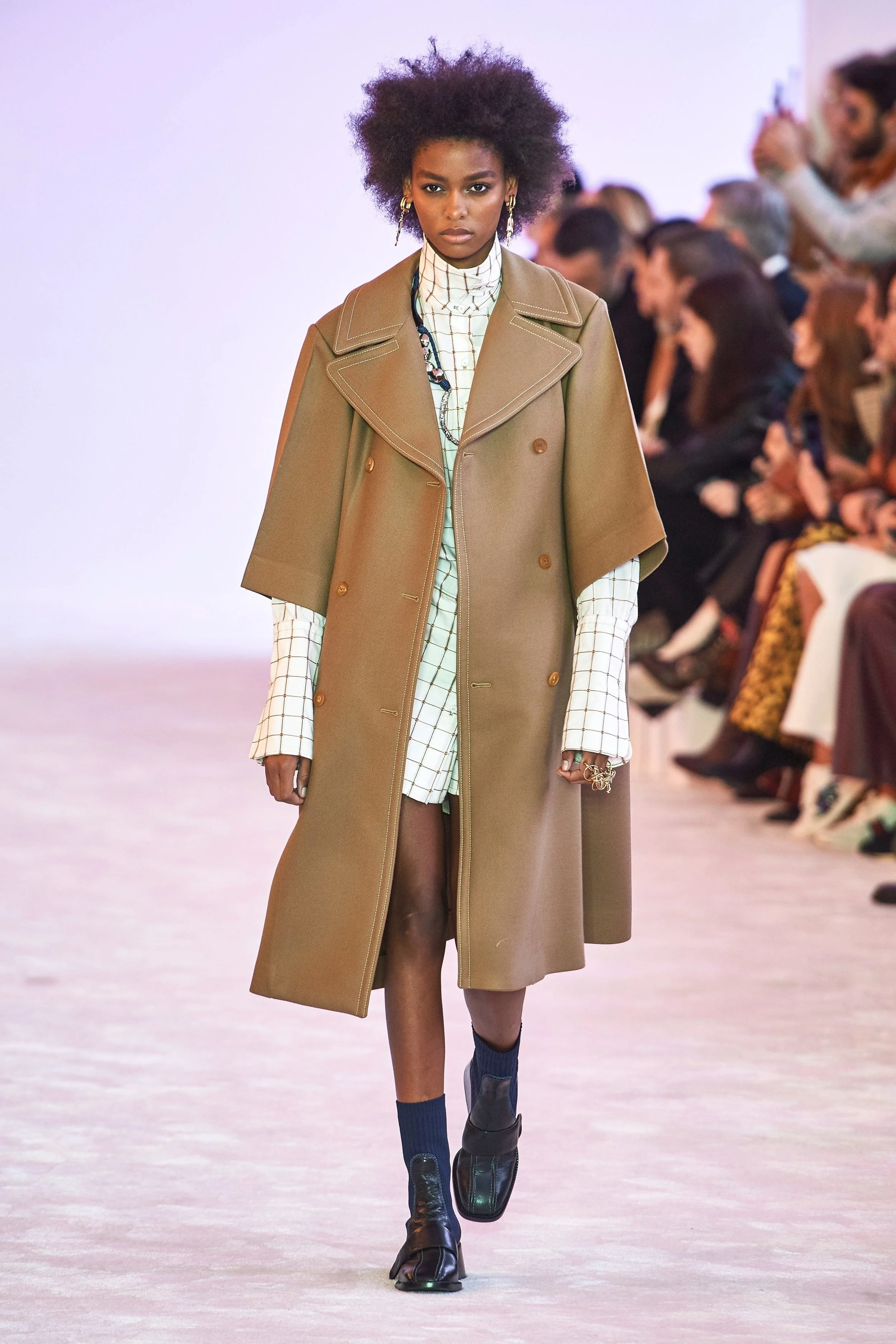 BLÉSNYA MINHER Opening CHLOÉ Fall 2019 PFW