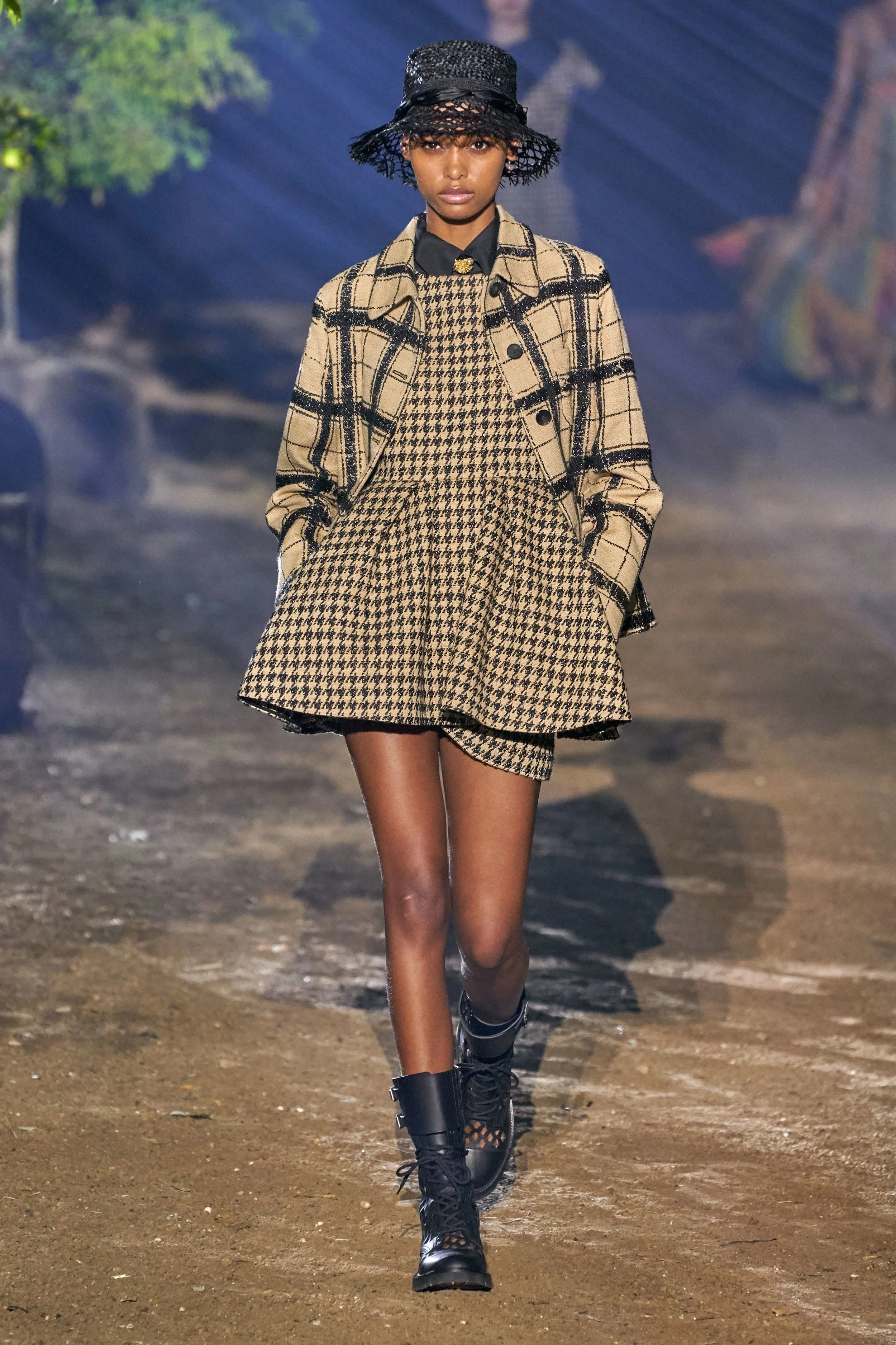 BLESNYA MINHER walking for CHRISTIAN DIOR Spring Summer 2020 PFW