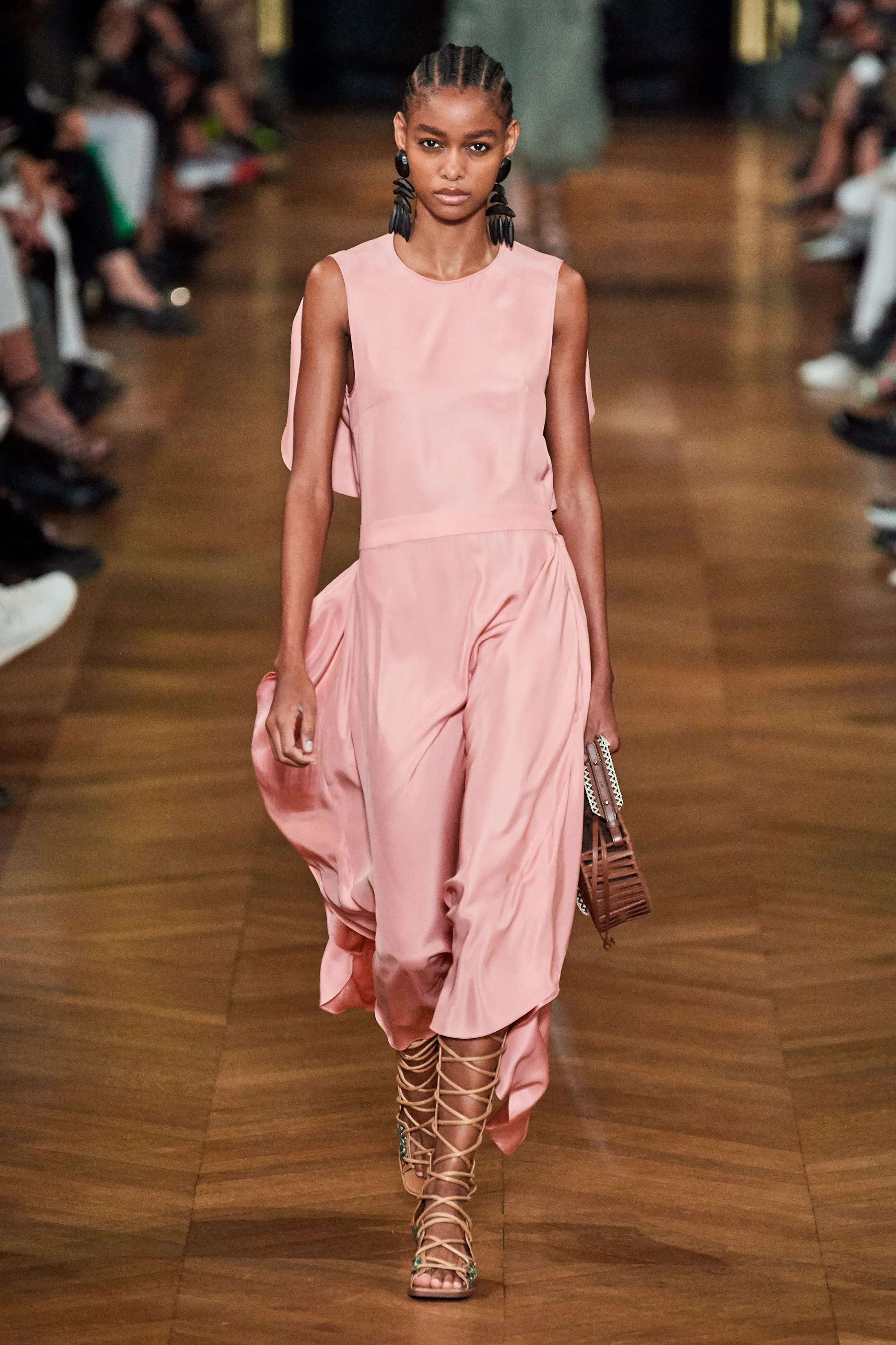 BLÉSNYA MINHER walking for STELLA McCARTNEY Spring Summer 2020 PFW