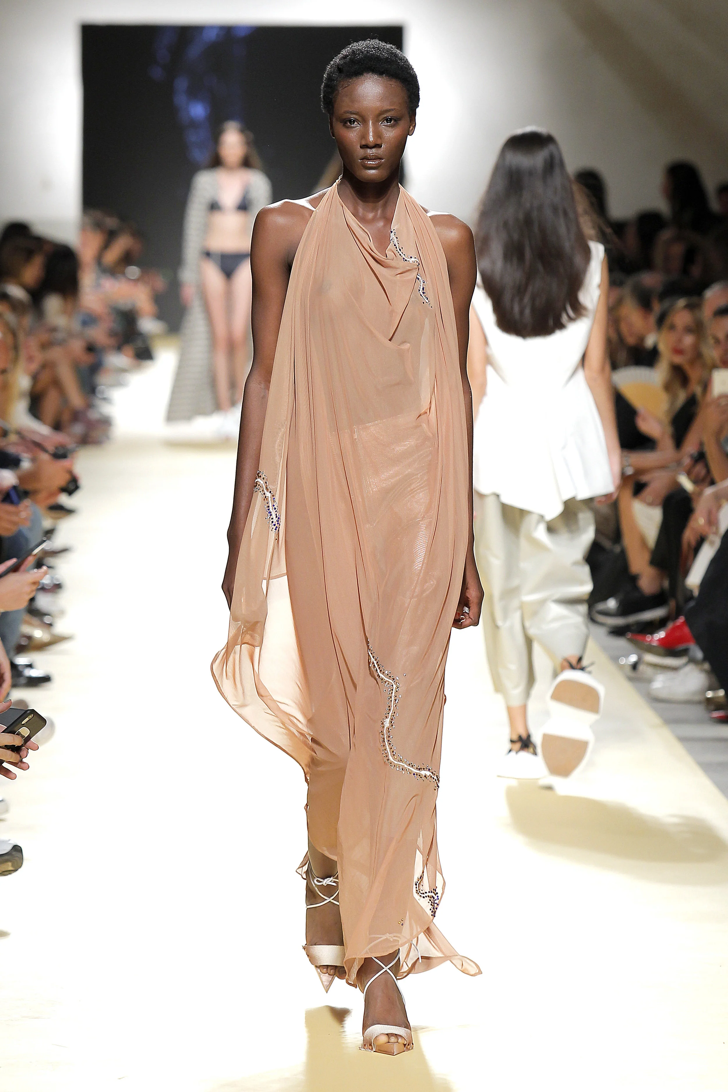 SOMPA ANTÓNIO walking for STONERS &amp; AWAYTOMARS Spring Summer 2020 ModaLisboa