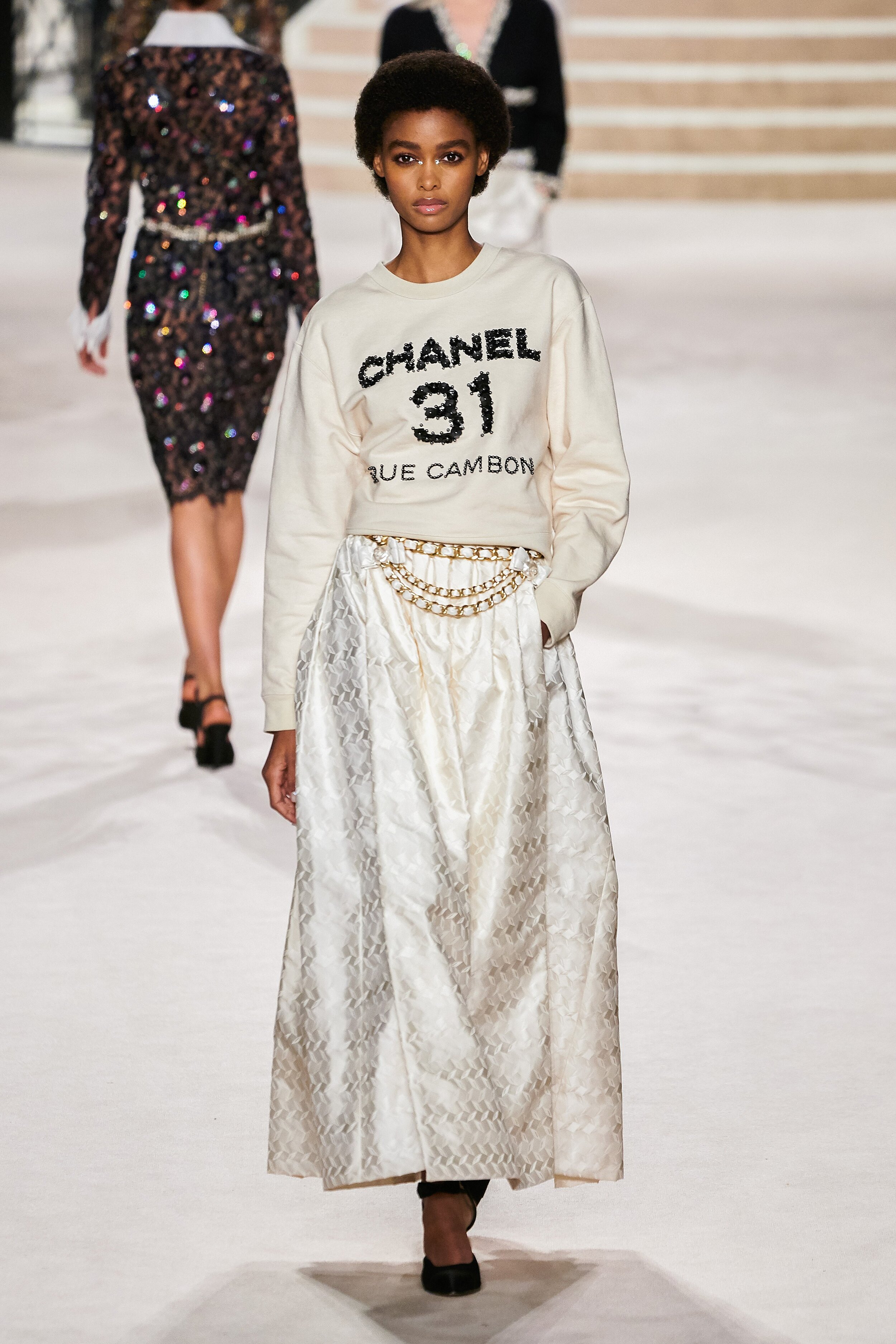 Chanel Pre-Fall 2019 Fashion Show