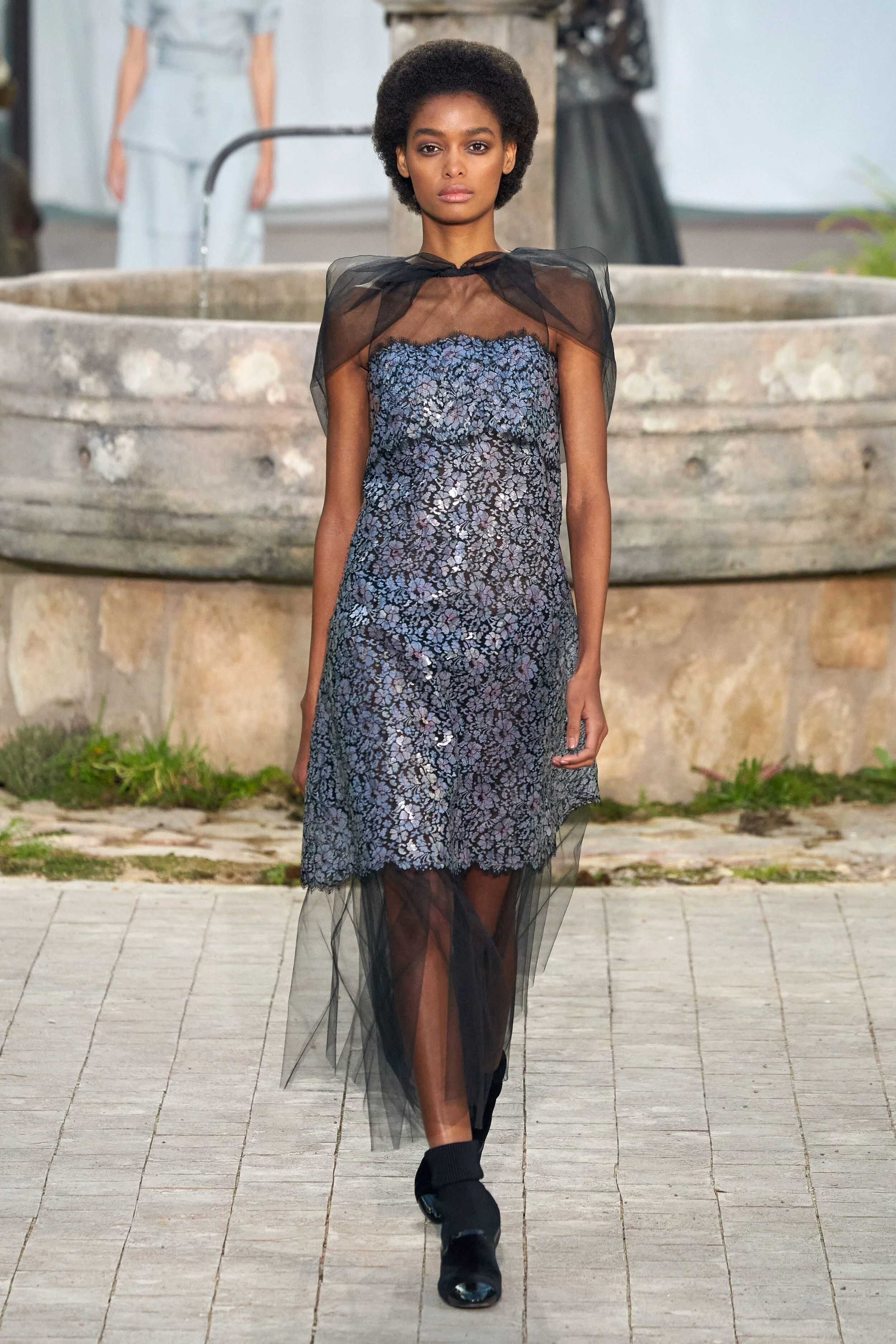 BLÉSNYA MINHER walking for CHANEL Haute Couture Spring Summer 2020