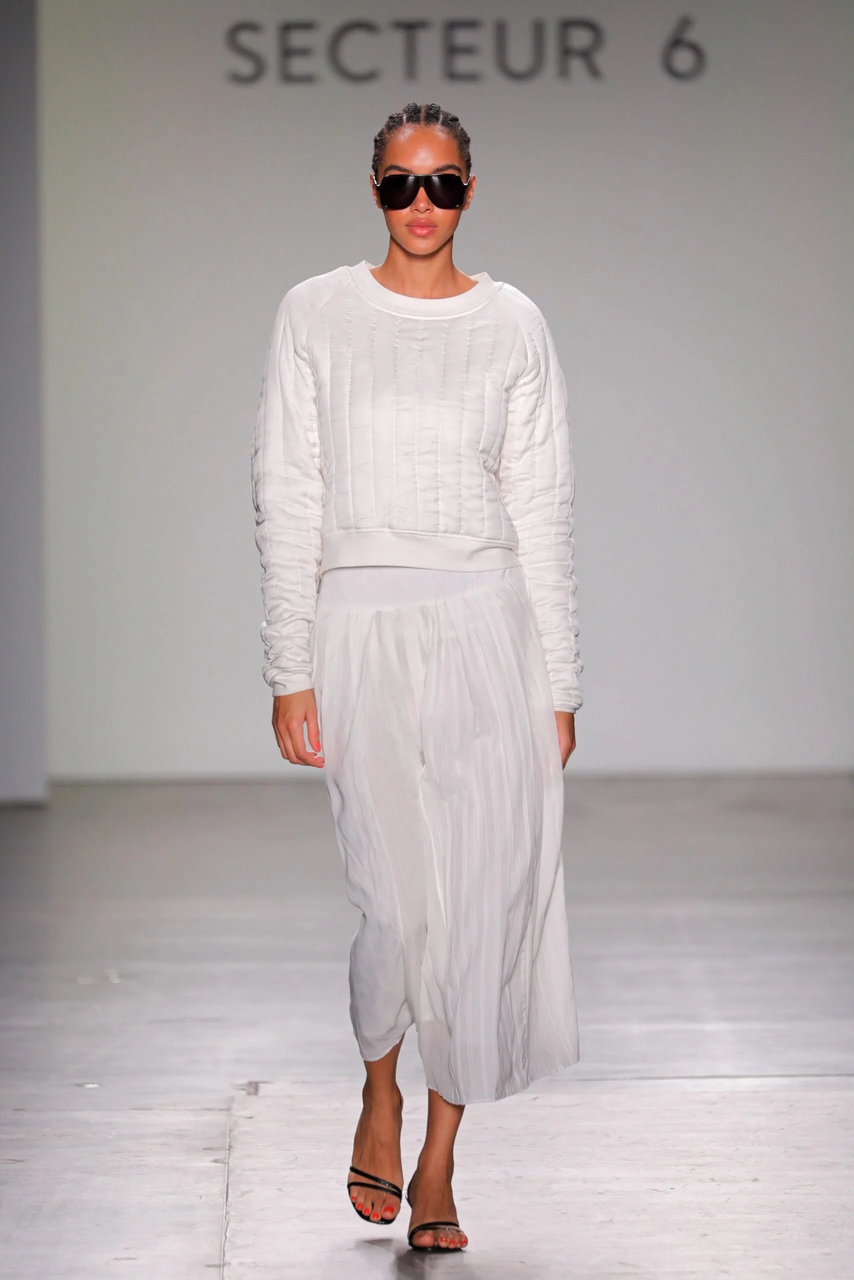 ELSA BALDAIA walking for SECTEUR 6 Fall Winter 2020 NYFW 