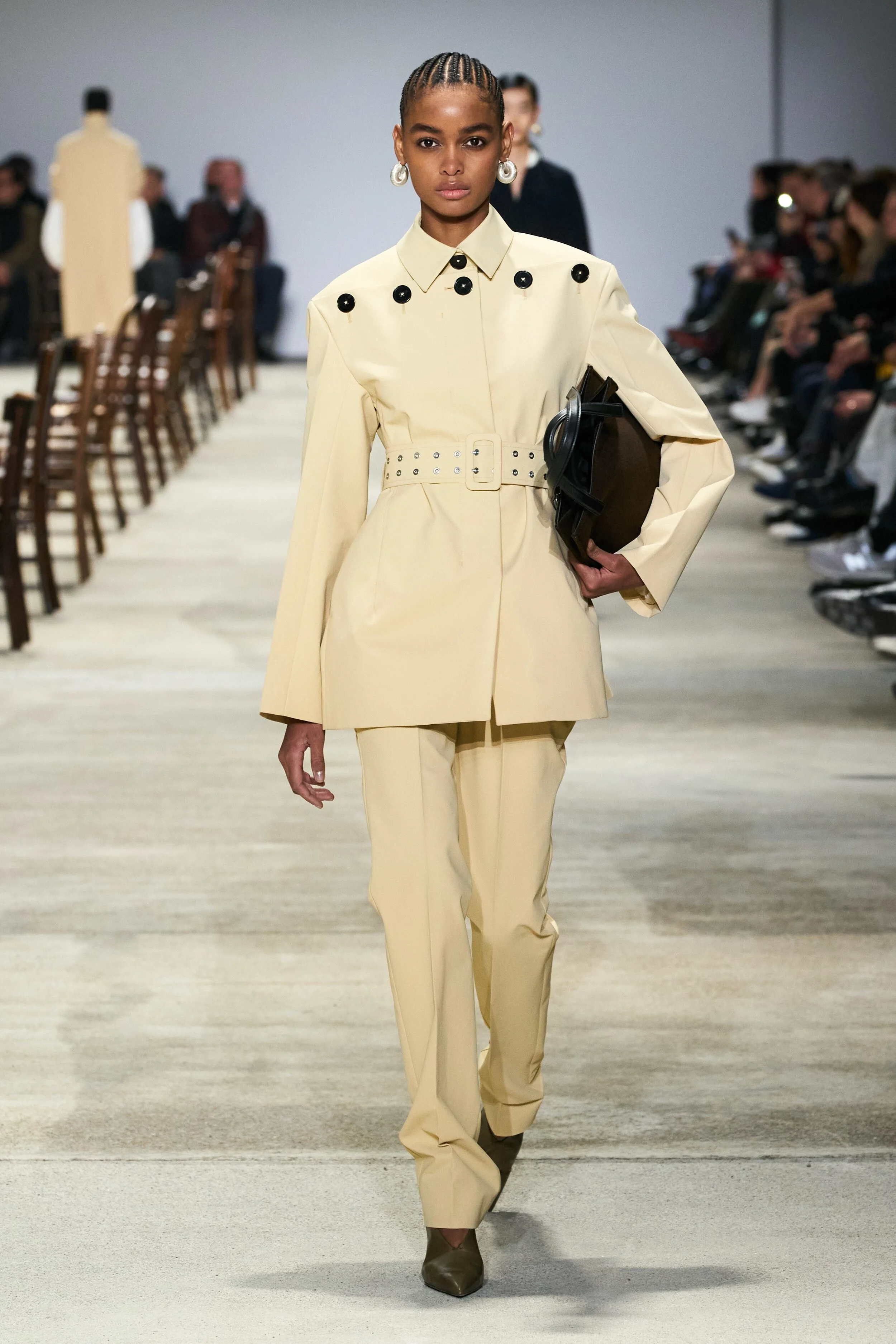 BLÉSNYA MINHER walking for JIL SANDER Fall Winter 2020 MFW