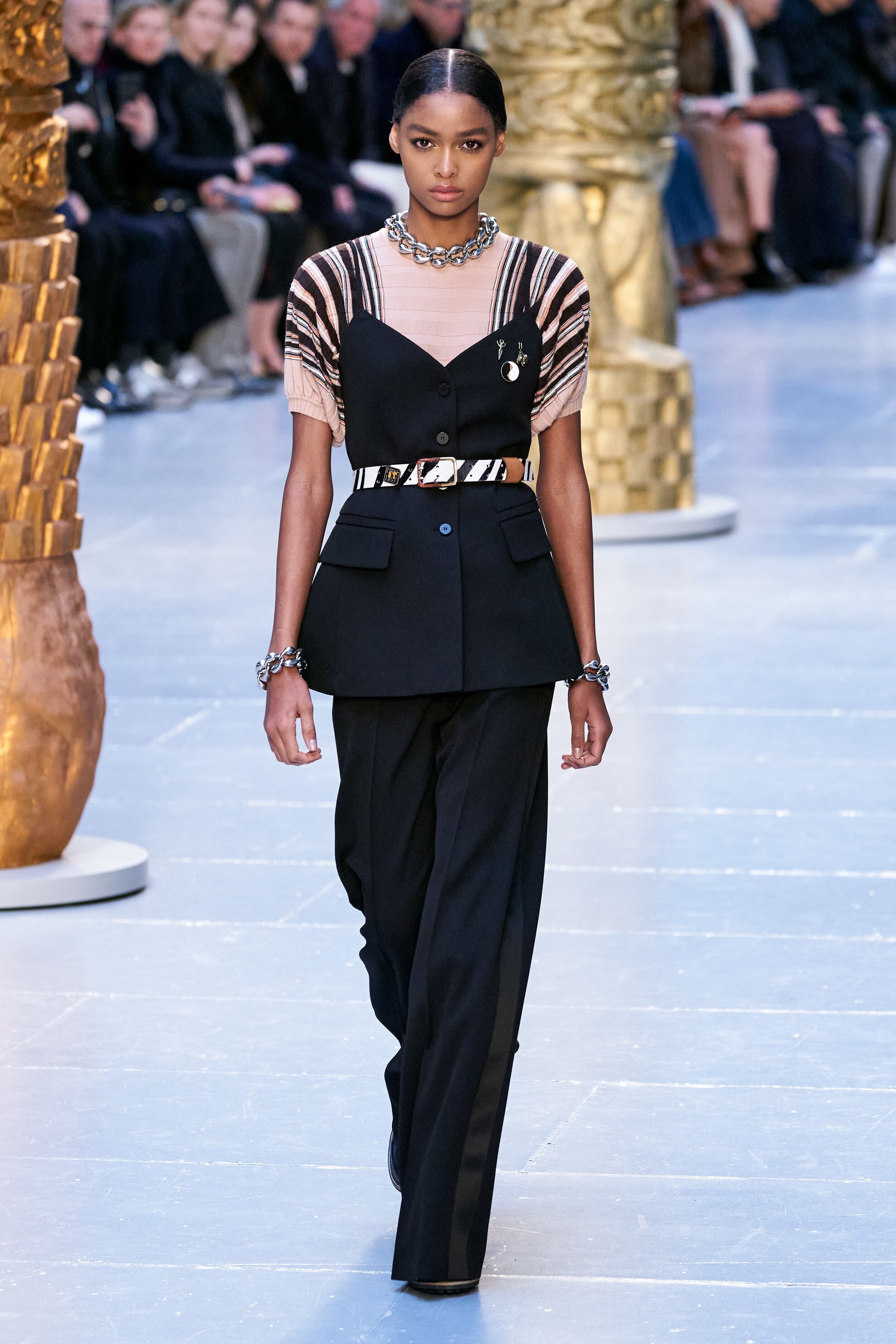 BLÉSNYA MINHER walking for CHLOÉ Fall Winter 2020 PFW