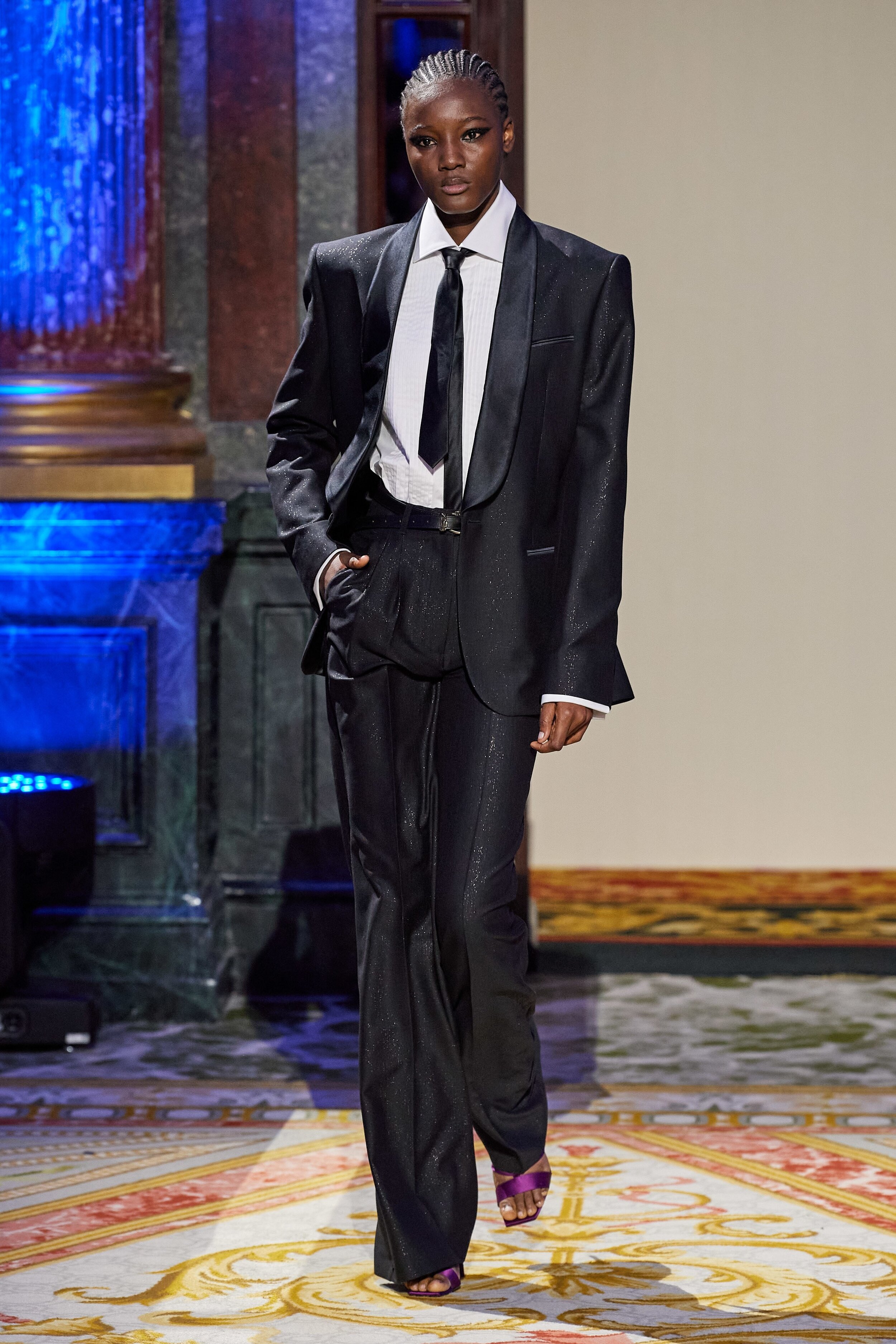 SOMPA ANTÓNIO walking for REDEMPTION Fall Winter 2020 PFW