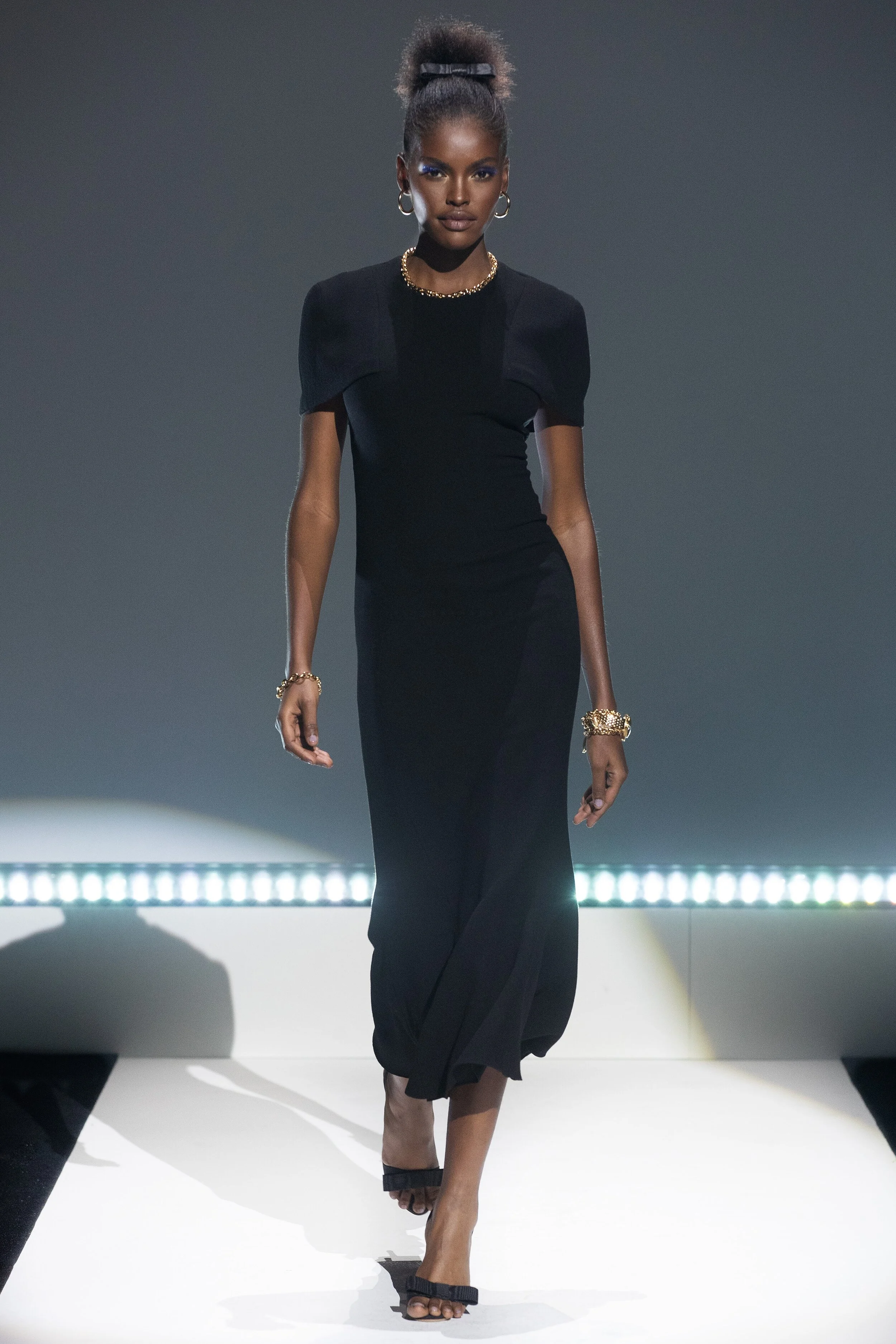 AMILNA ESTEVÃO walking for BRANDON MAXWELL Spring-Summer 2021 Show 
