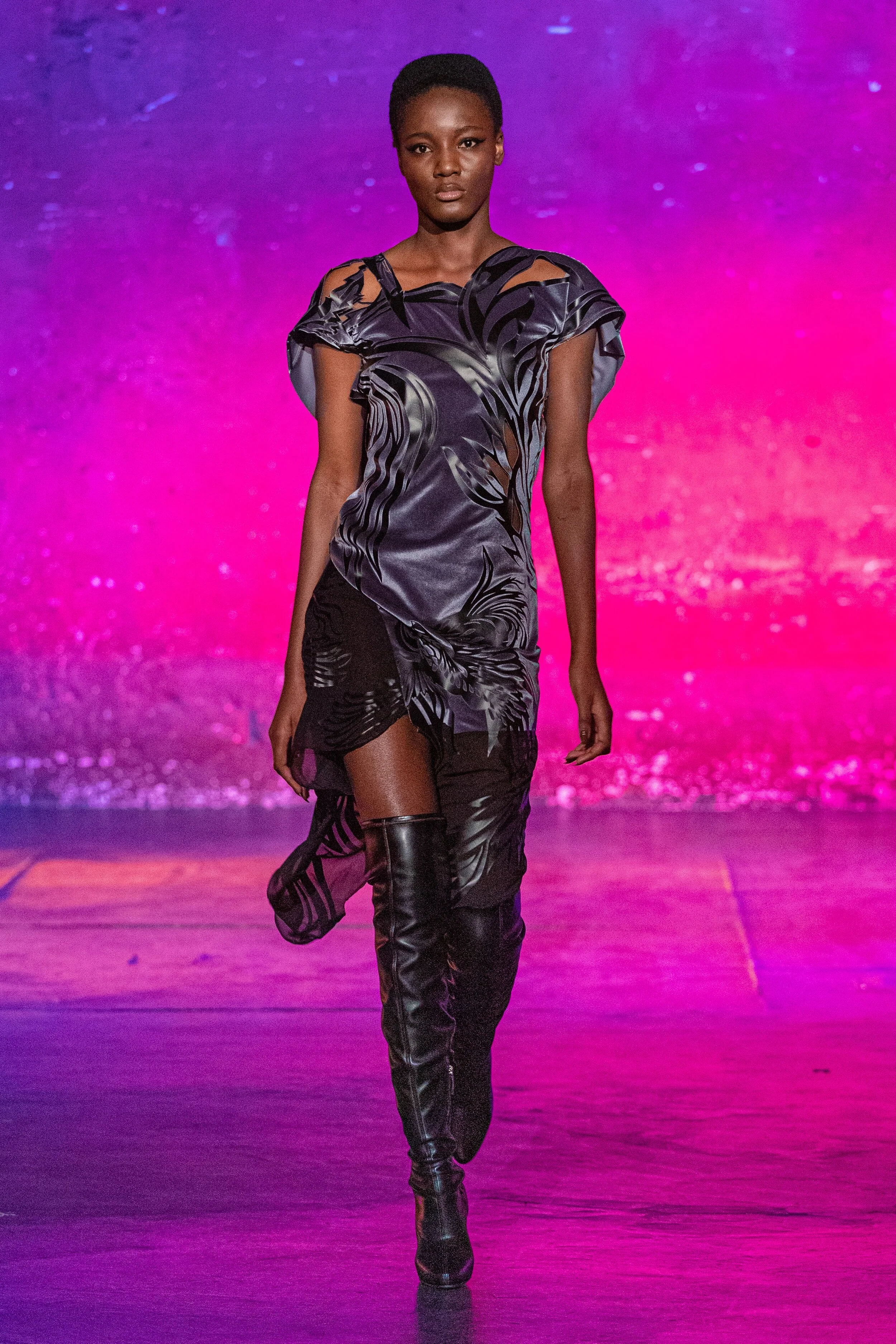 00044-KOCHE-FALL-21-RTW.jpg