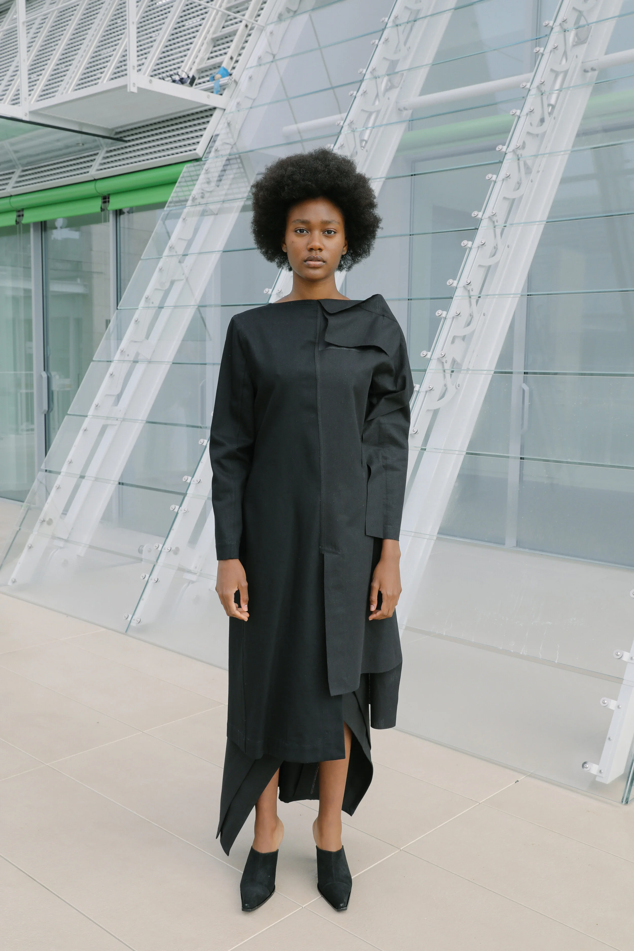JANINA TATI walking for ARNDES/Sangue Novo Fall Winter 2021 ModaLisboa
