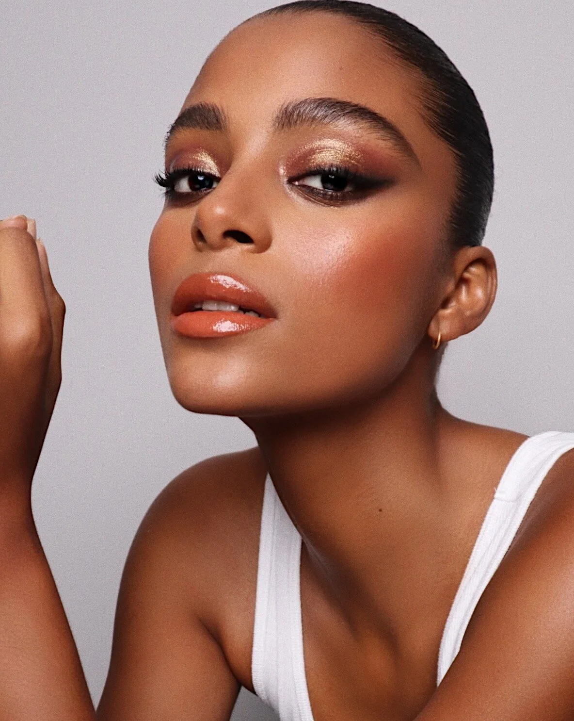 ALÉCIA MORAIS for HUNG VANNGO Makeup Video