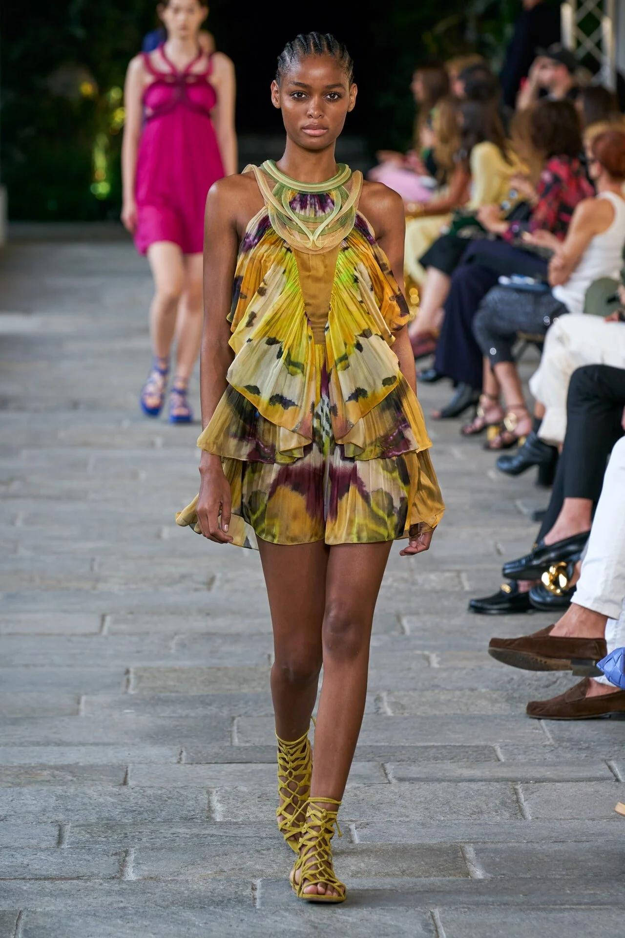 BLÉSNYA MINHER walking for ALBERTA FERRETTI S/S 22 Show MFW