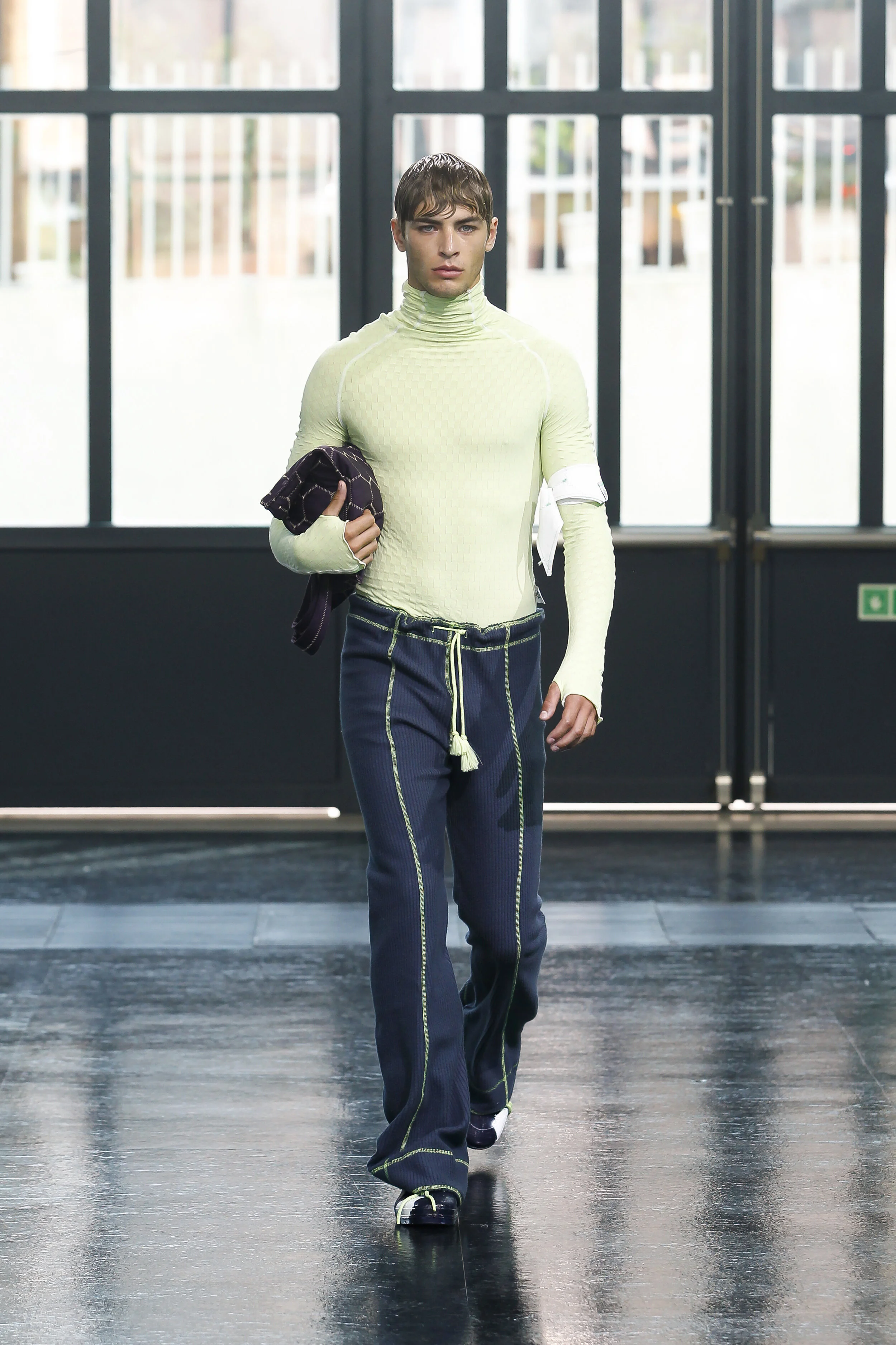MARTIM CANAVARRO walking for FORA DE JOGO S/S 22 Show ModaLisboa