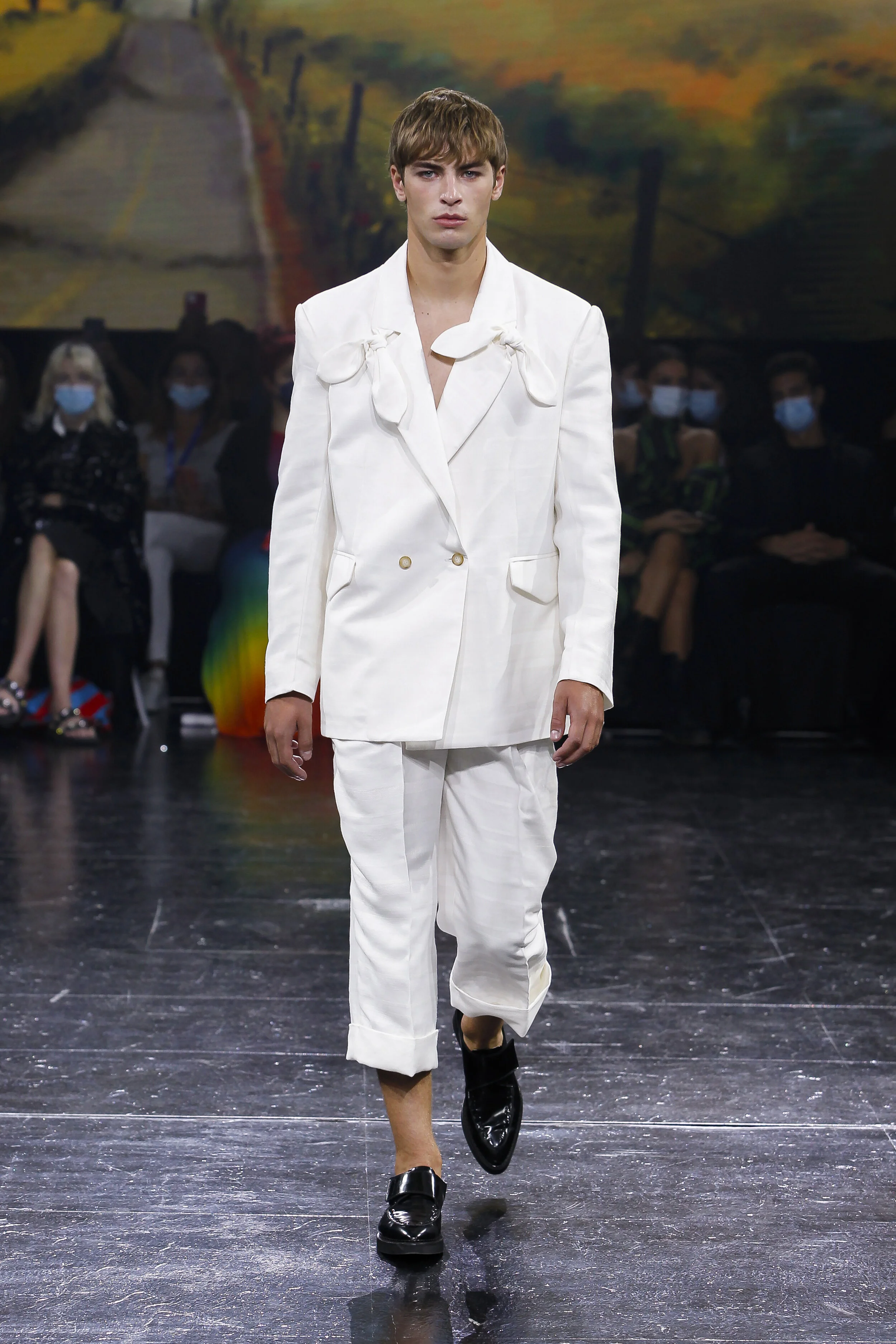 MARTIM CANAVARRO walking for LUIS CARVALHO S/S 22 Show ModaLisboa