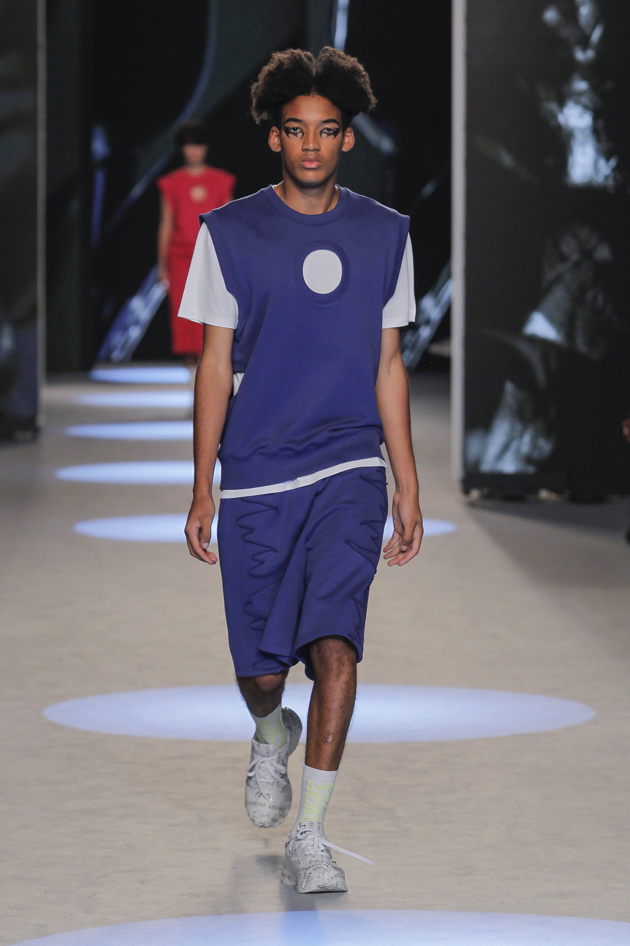 MAXIMUS LAFAYETTE walking at PORTUGAL FASHION Spring Summer 2022