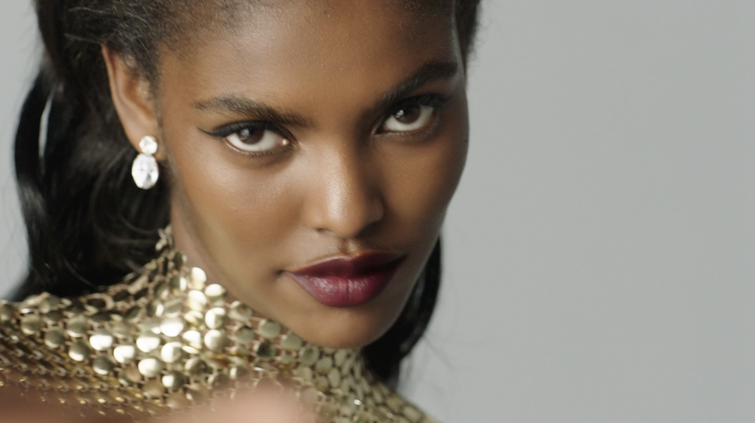 AMILNA ESTEVÃO for VOGUE ITALIA Emotional Electricity Video