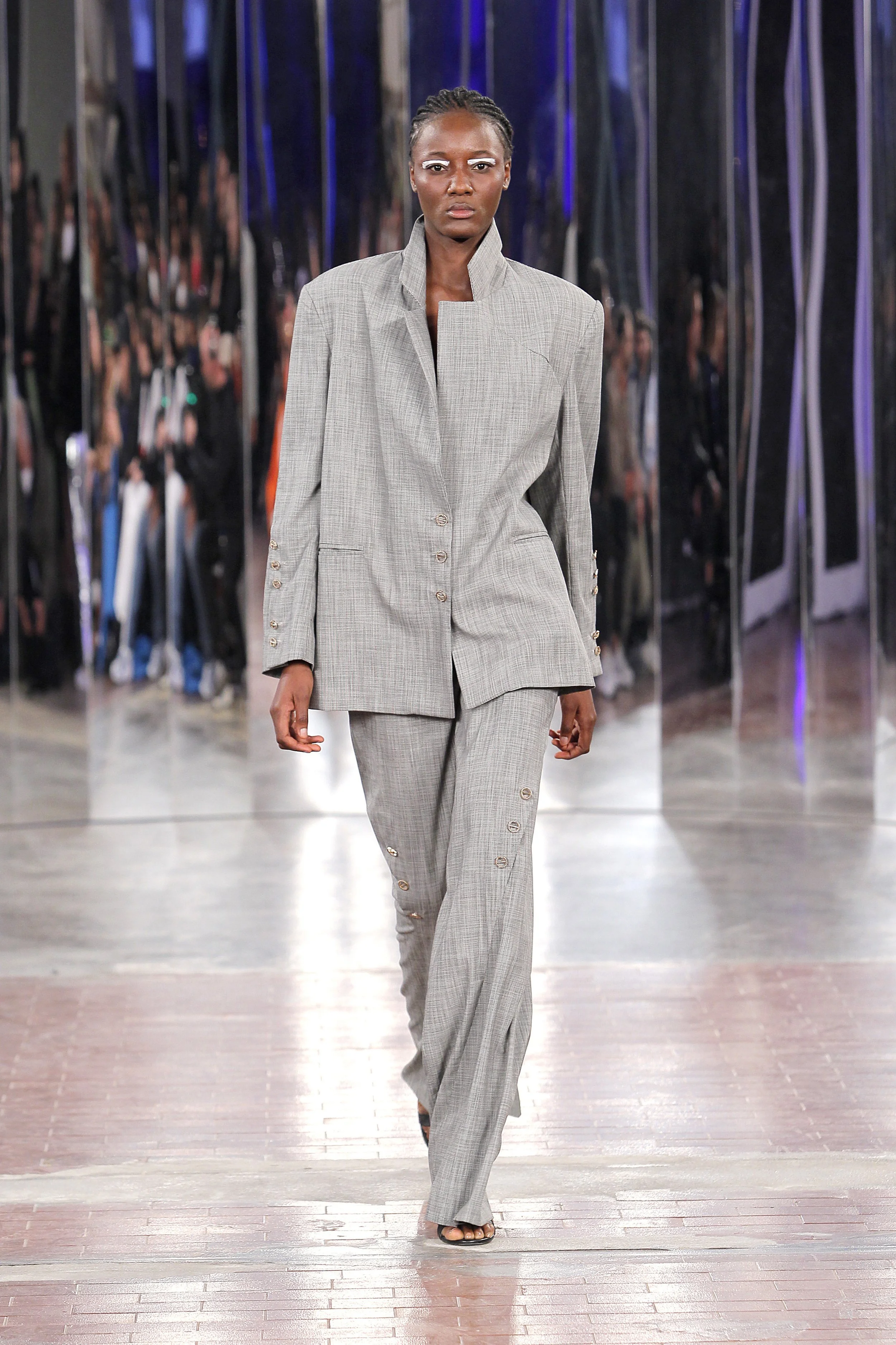SOMPA ANTÓNIO walking at MODALISBOA Fall-Winter 2022
