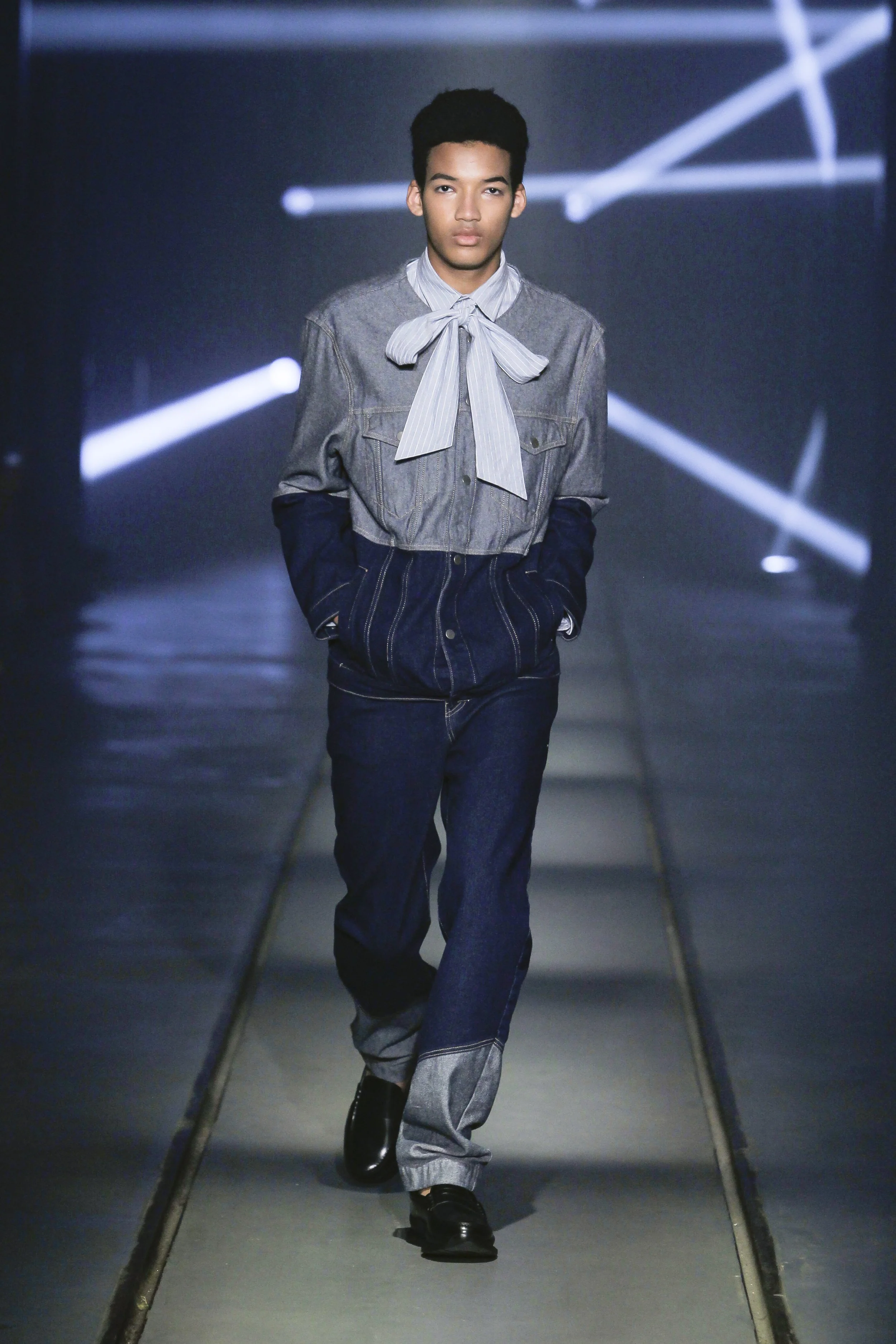 MAXIMUS LAFAYETTE walking at PORTUGAL FASHION Fall-Winter 2020