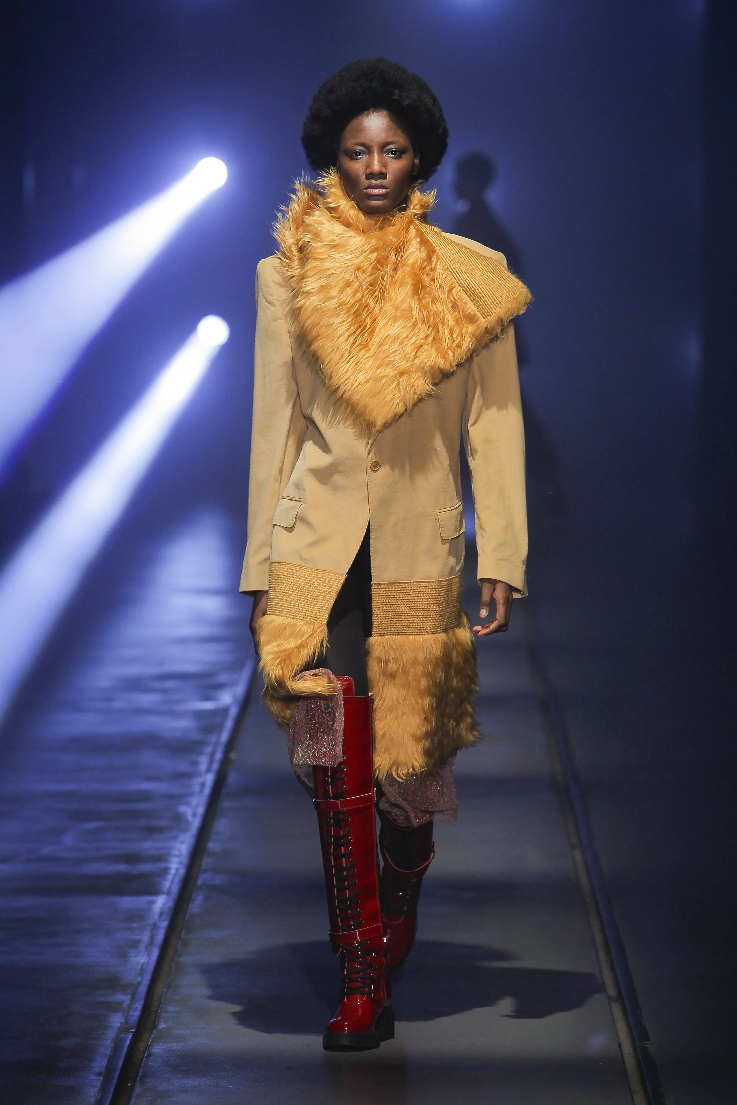 SOMPA ANTÓNIO walking at PORTUGAL FASHION Fall-Winter 2020