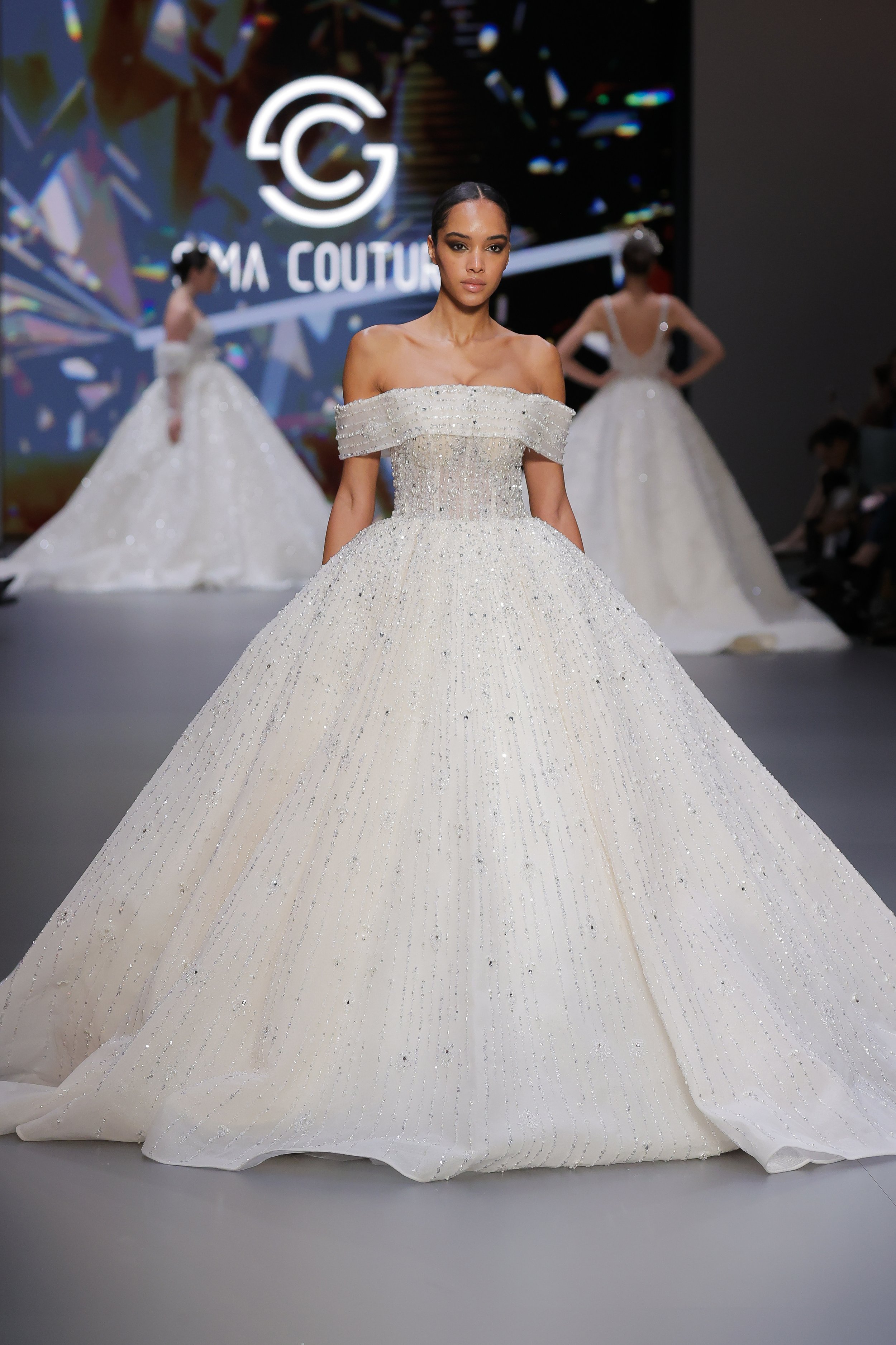 DJENICE DUARTE &amp; ELSA BALDAIA walking at BARCELONA BRIDAL WEEK 2024