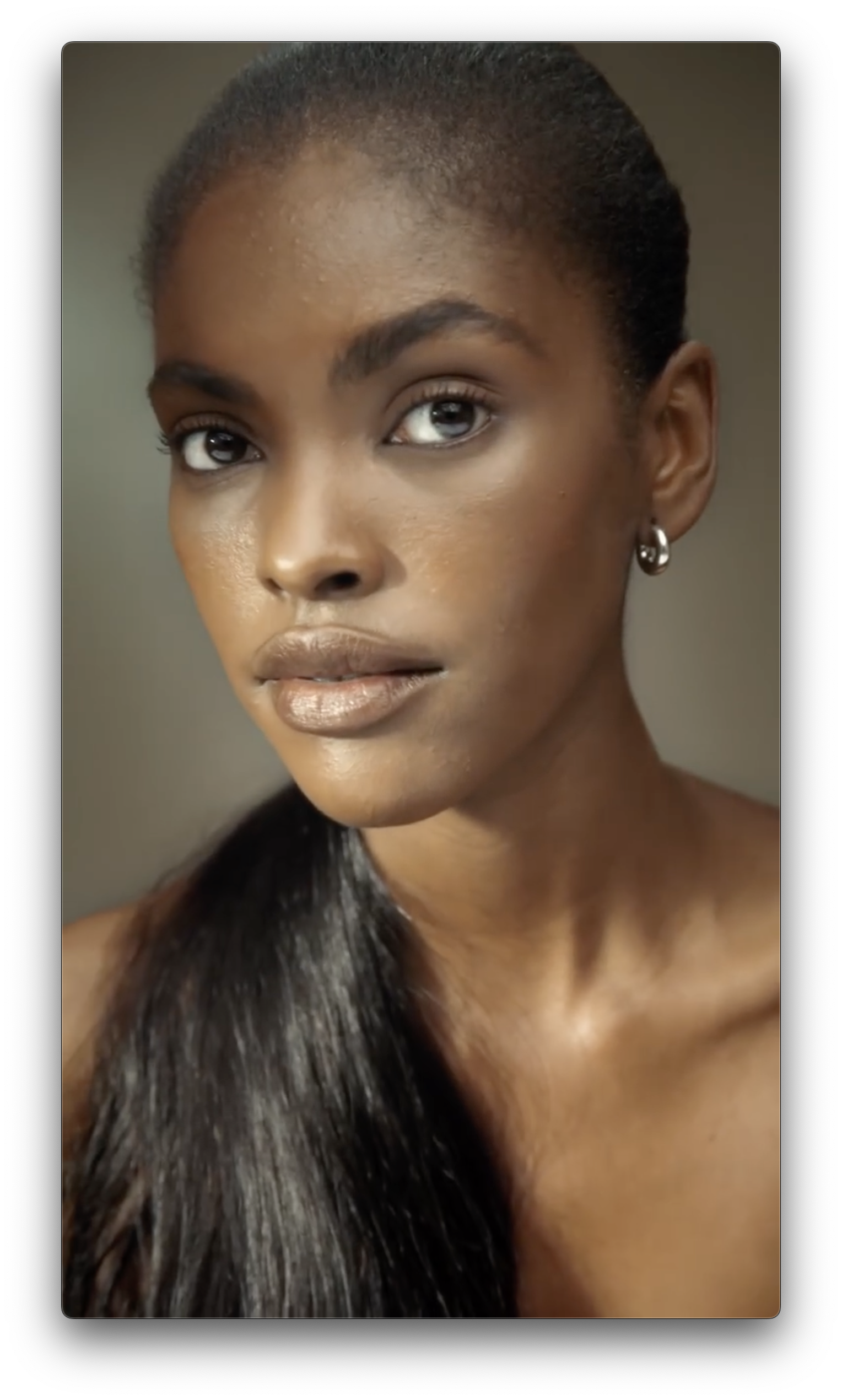AMILNA ESTEVÃO for LAURA MARCIER “Real Flawless Weightless Perfecting Concealer“ CAMPAIGN