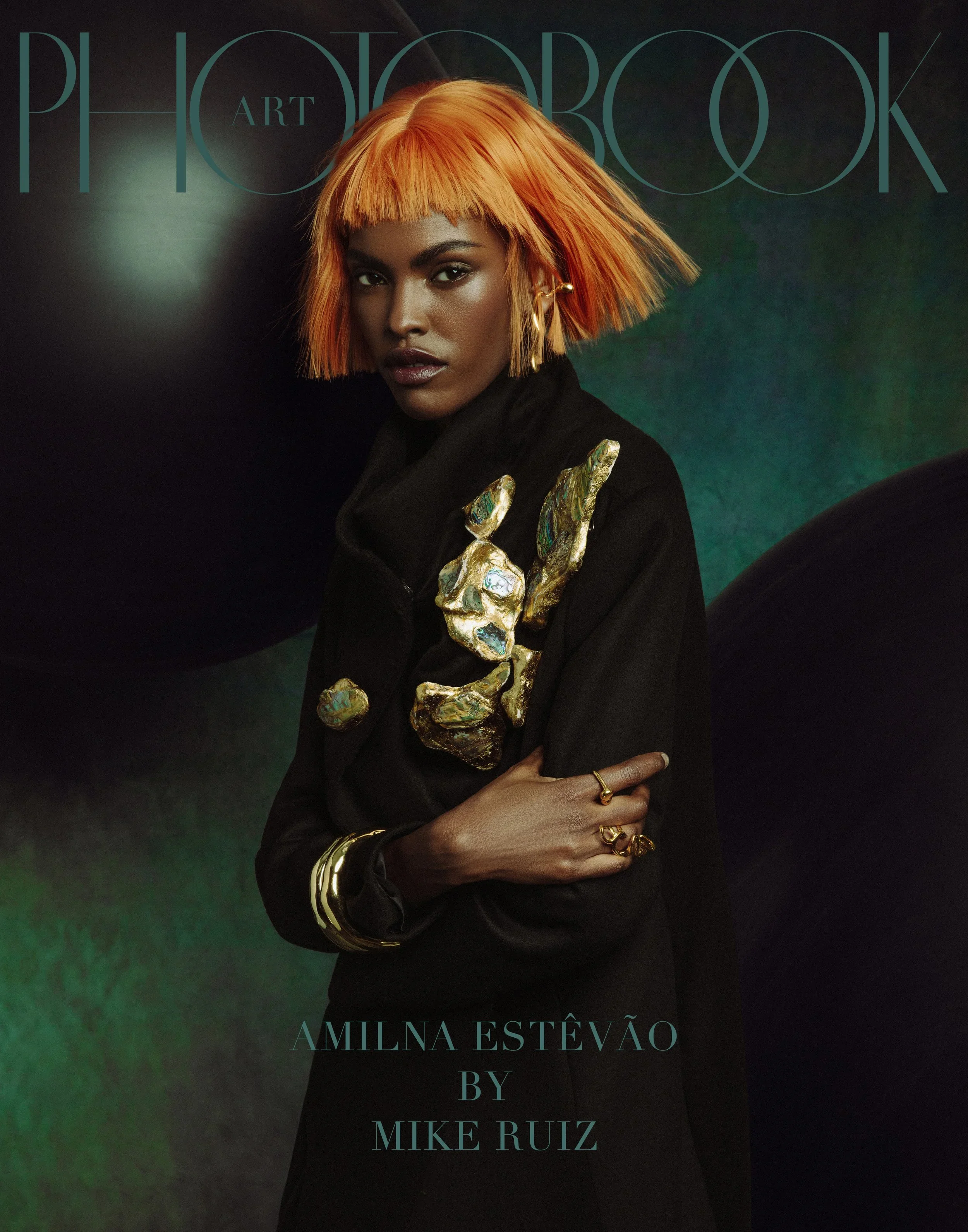 AMILNA ESTEVÃO on PHOTOBOOK MAGAZINE