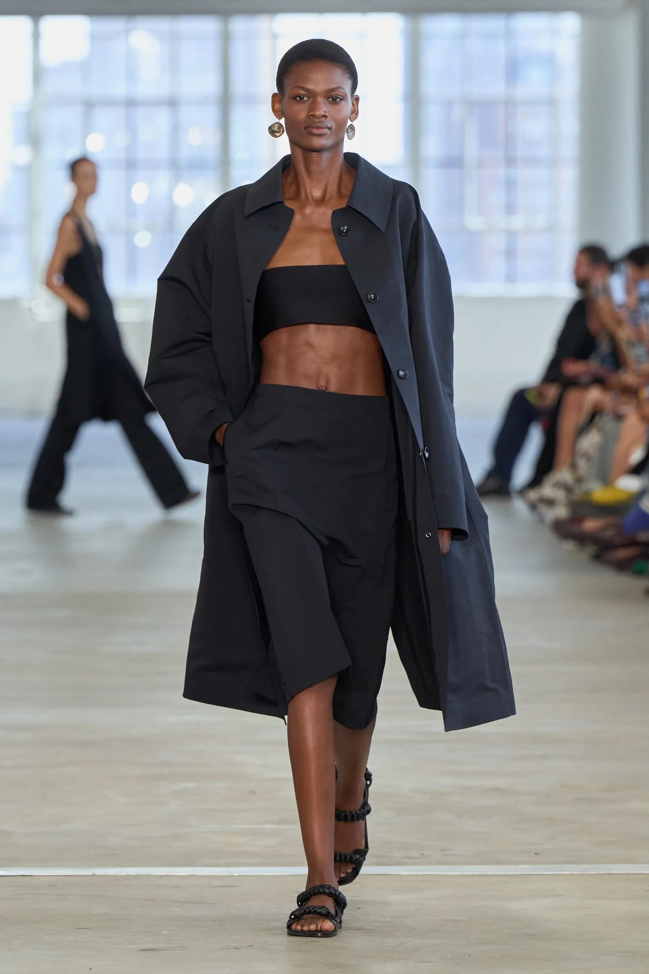 MICKLATE CLOSING for FFORME at NEW YORK FASHION WEEK SPRING 2027 READY-TO-WEAR