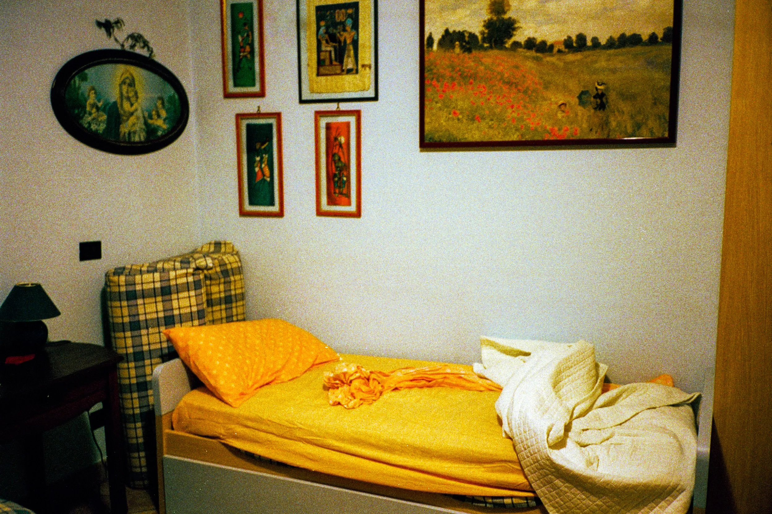 NEWCOLOURWEB-16.jpg