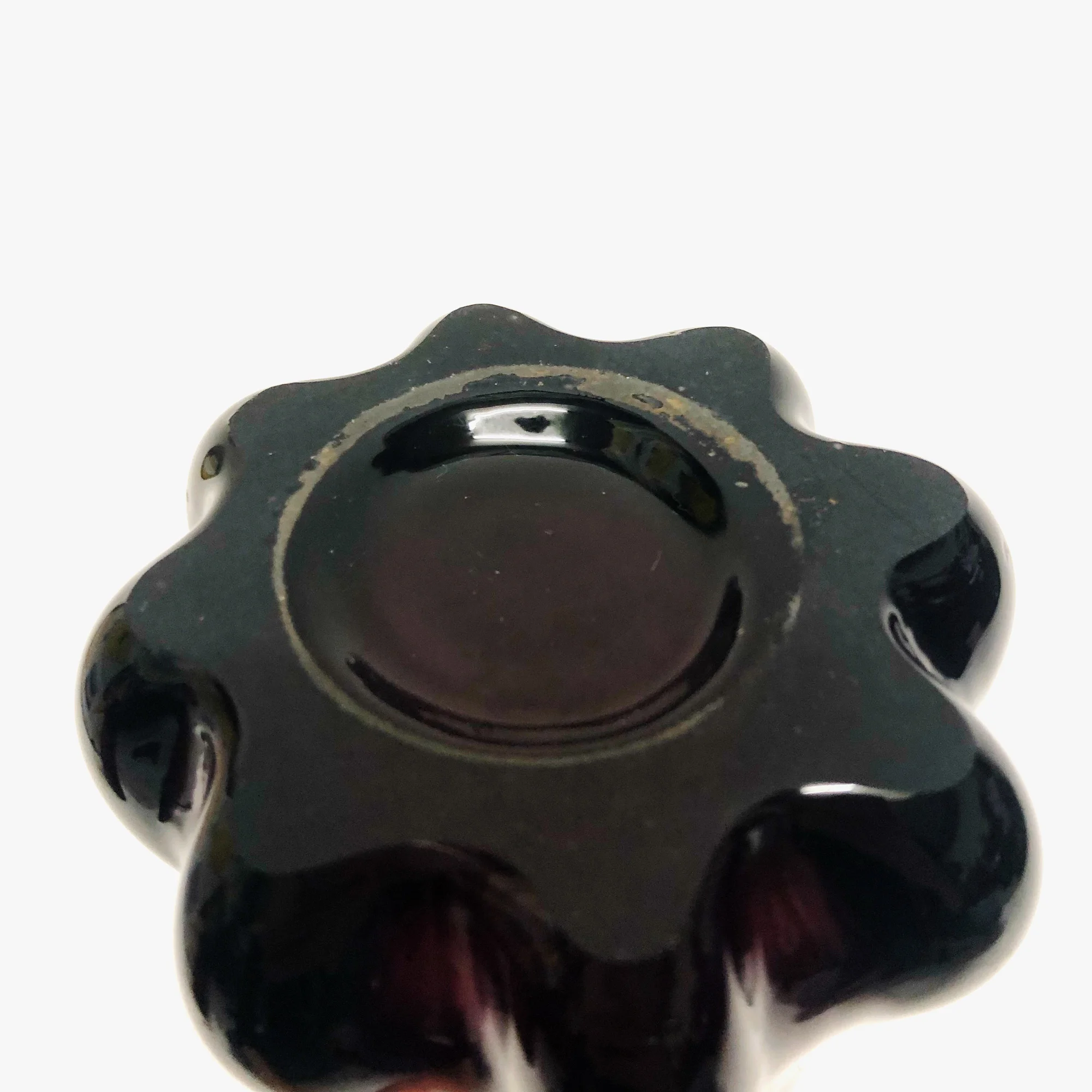 Lila-Zipfelvase.jpg