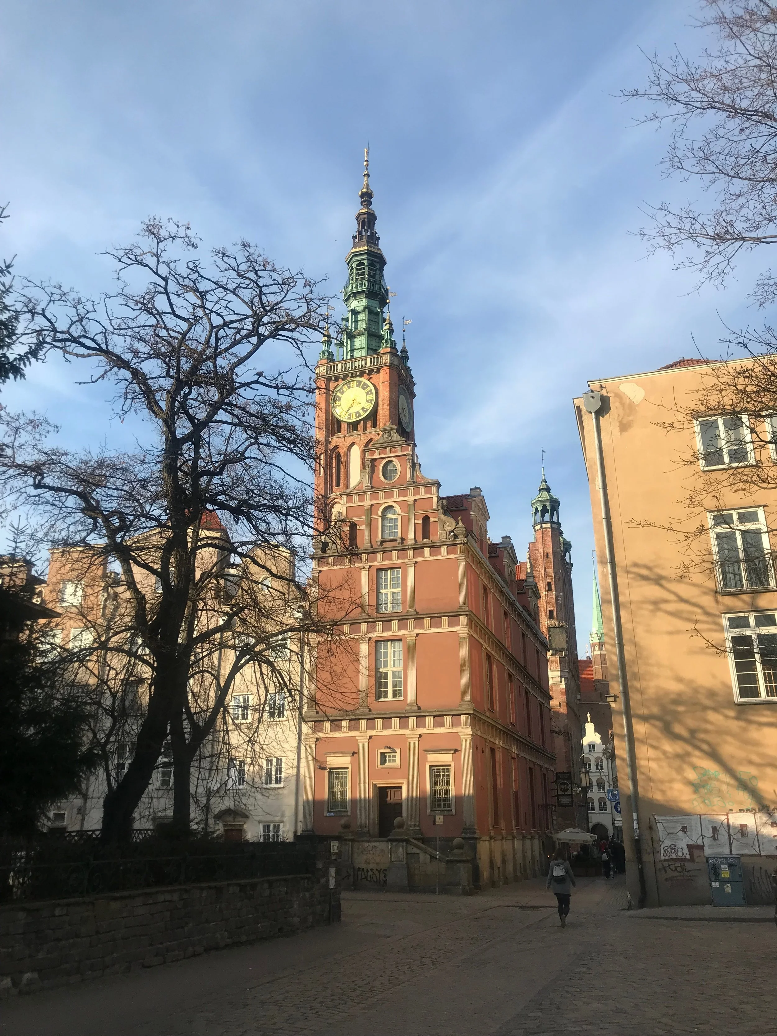 Marian kirkon torniin voi kiivetä ihailemaan maisemia!