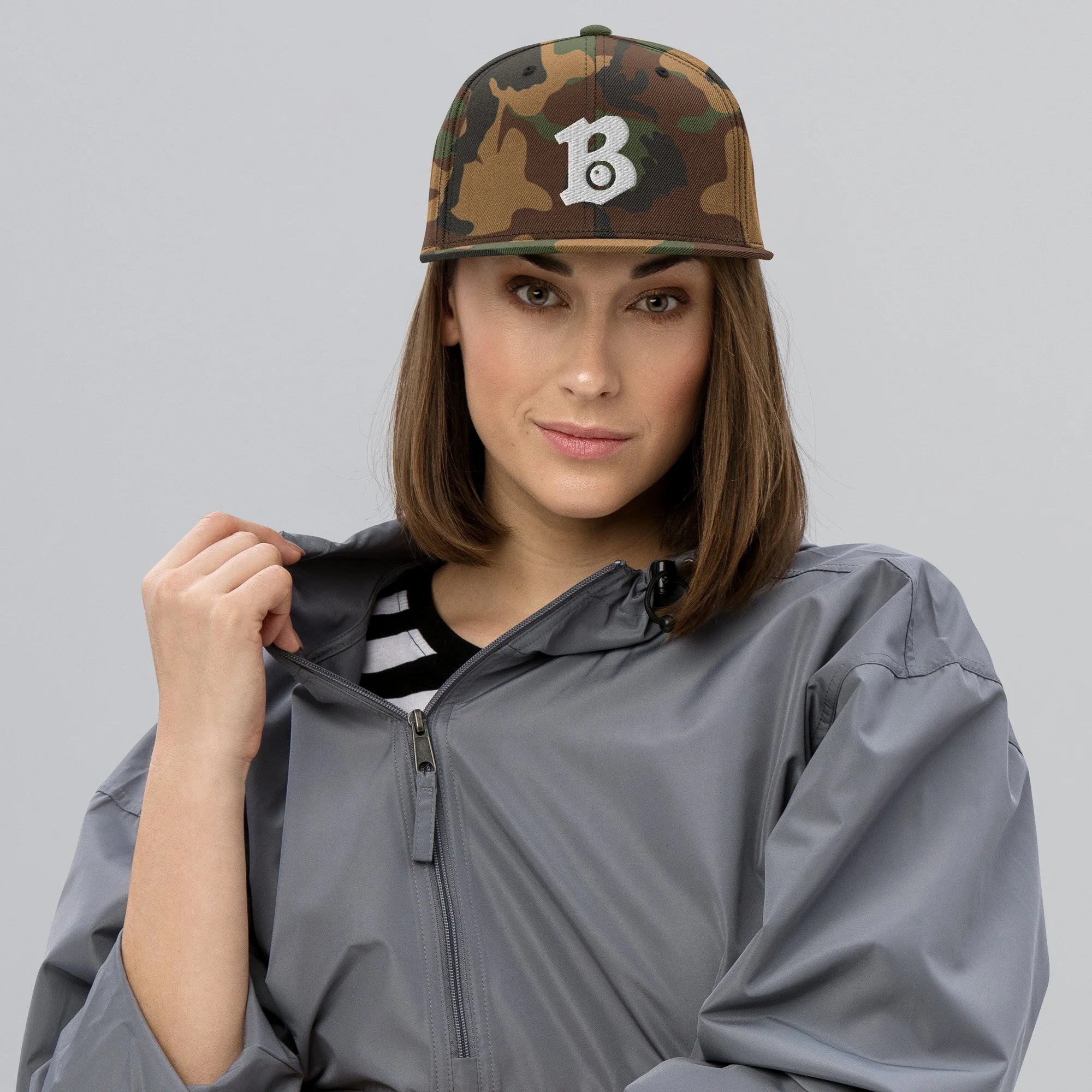 classic-snapback-green-camo-front-678e7f2b1c2f8.jpg