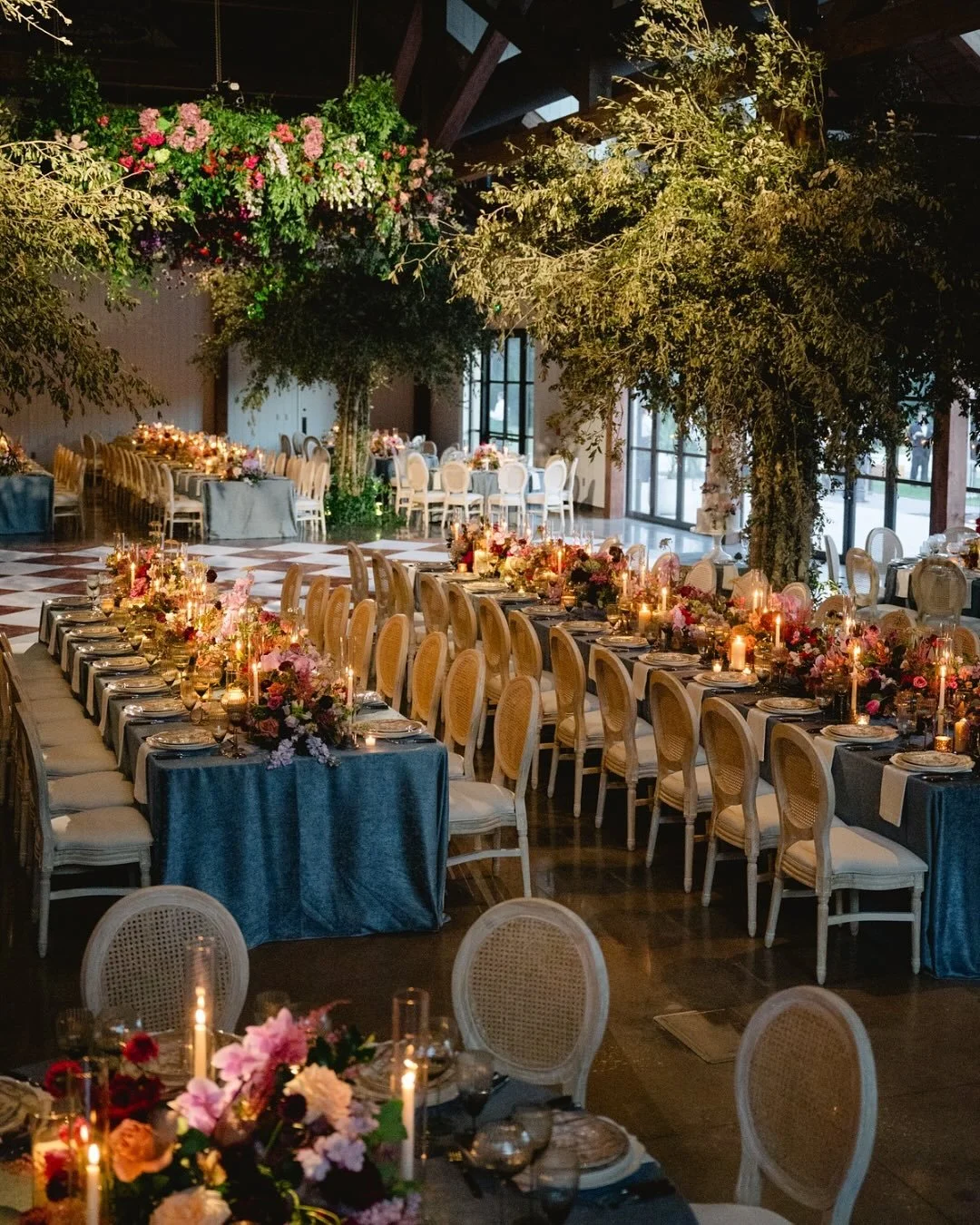 A New York love story set in the South.

They met at thirteen, grew up together, and dreamed of a wedding that felt intimate and real. Though they had no ties to the South, they fell in love with The Dunlin in South Carolina&mdash;drawn to its quiet 