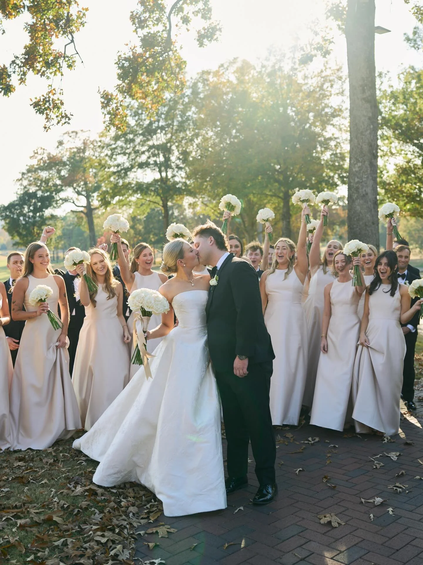 Alice has a style all her own. Classic, poised, and nostalgic in the most effortless way. She even reimagined her mother&rsquo;s wedding dress for the rehearsal dinner, complete with white gloves and a headpiece made from her mother&rsquo;s veil. Vin