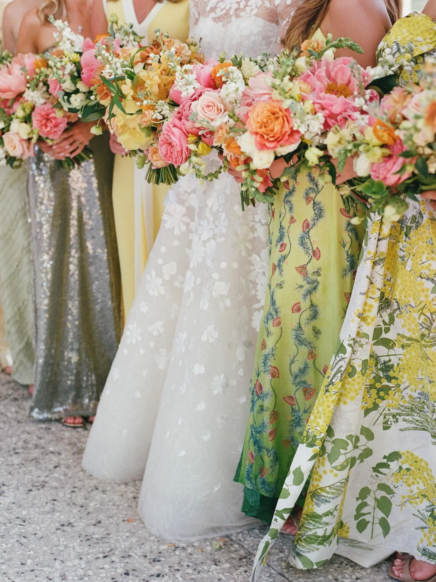 A weekend in Palmetto Bluff that felt bright, easy, and full of life.

Baylee was drawn to color in a way that felt refreshing... cheerful yellows, soft greens, and florals that carried a gentle, summery warmth. Paired with bridesmaids in lively tone